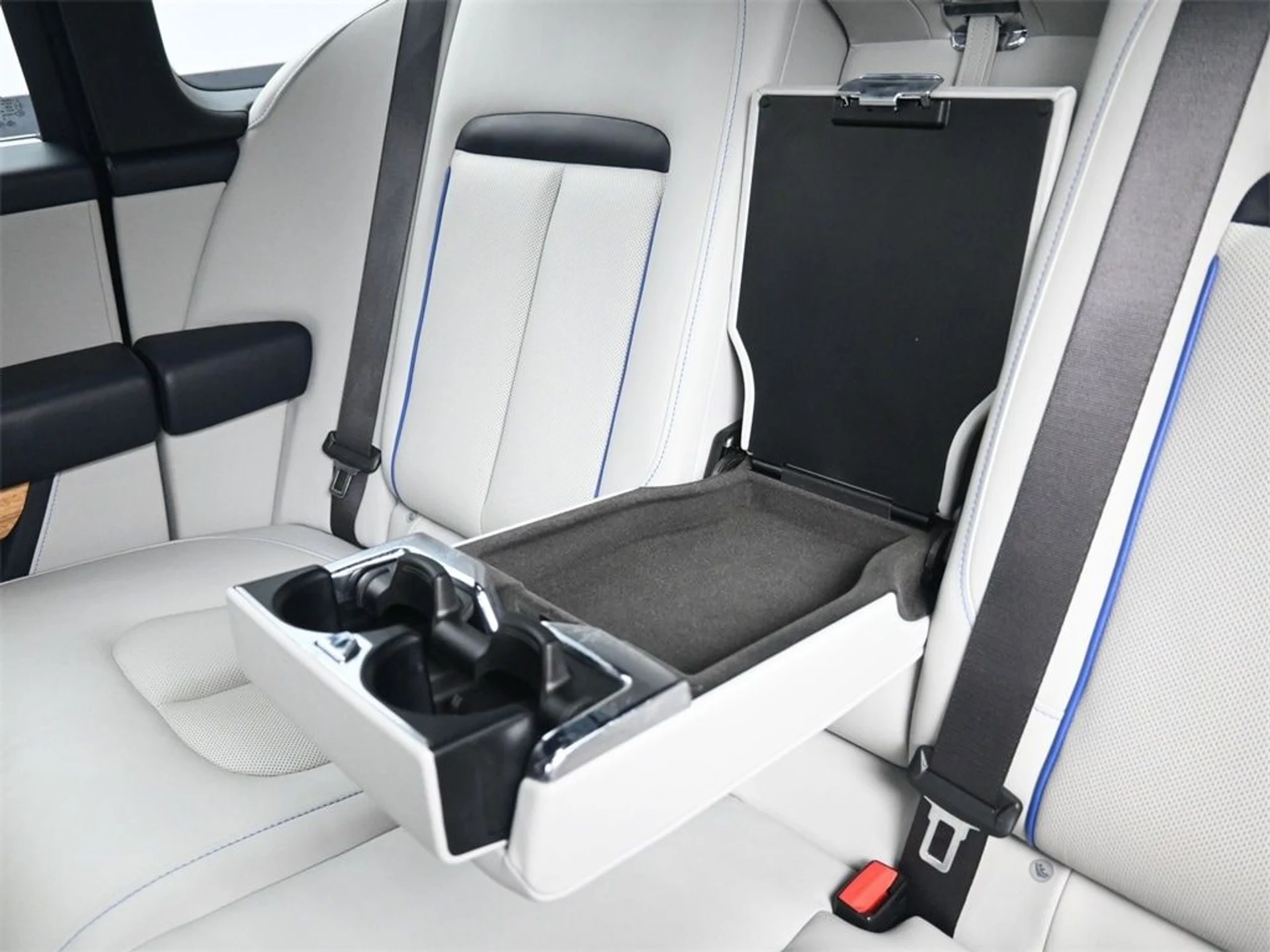 mph023_1085941451_fb8e760b3534daca2953048d89a0cdf7x_827d2cd01f