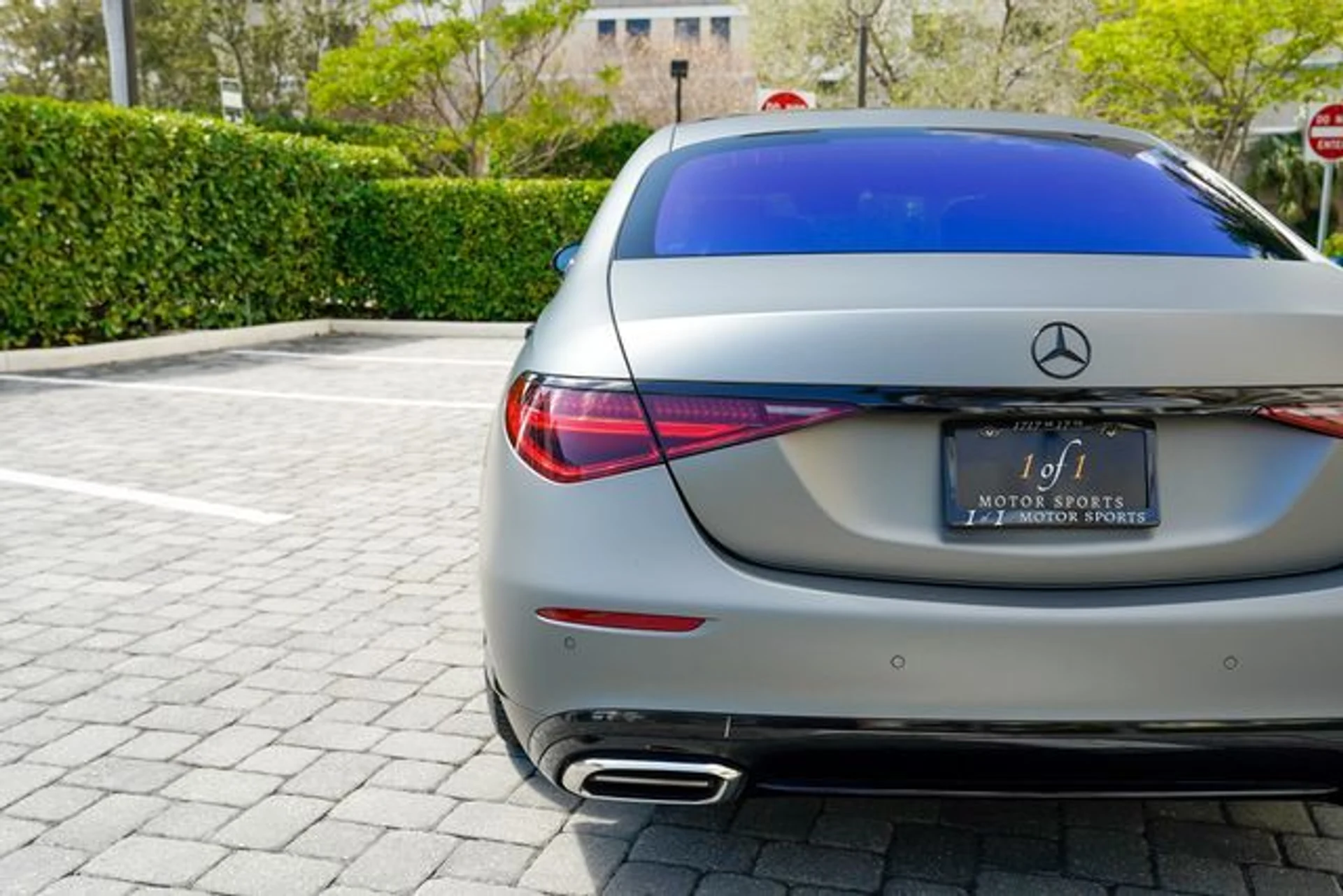 mph023_1087621156_22986852_24_39c0bea462