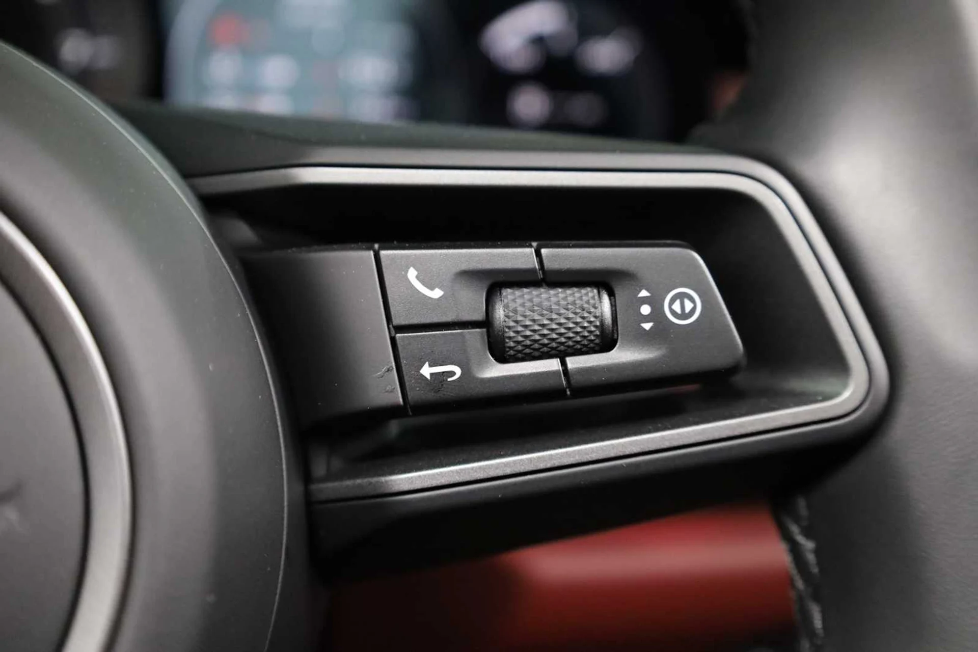 mph023_1090679945_ae0d300398c359dbddba7fce97d1349e_8f6e3afc18