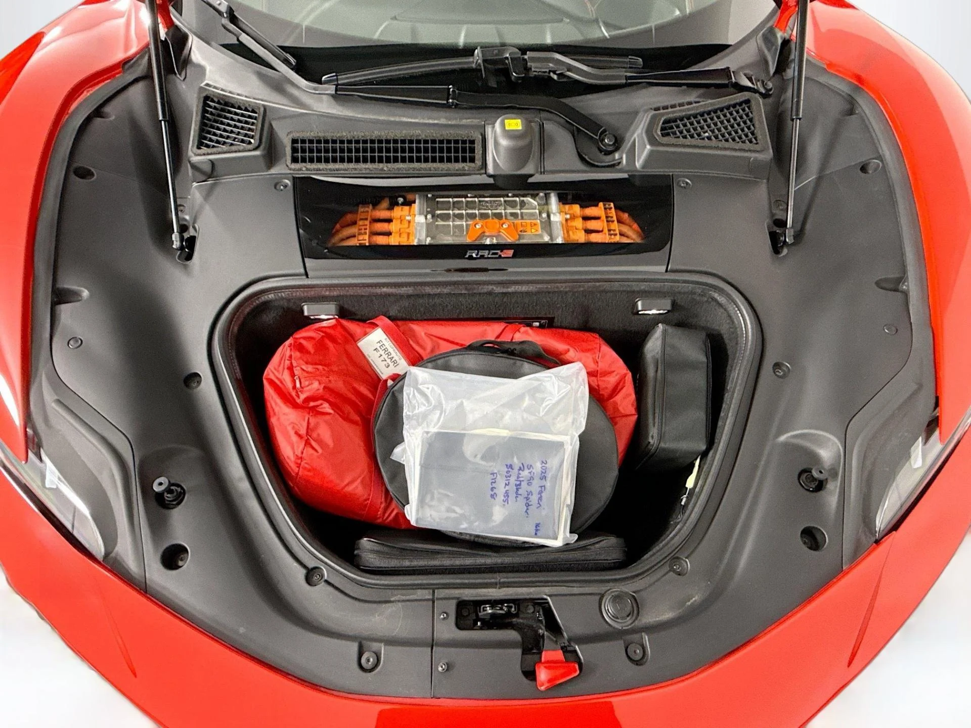mph023_109074566_Used_2025_Ferrari_SF_90_Spider_1784143801_cd0fc40b8e