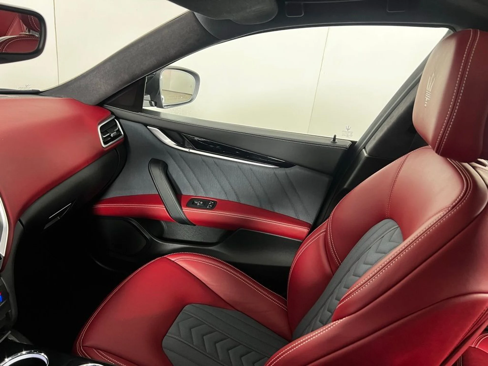 mph023_1092508359_848fb81db4c4e6e2d9a2b1582b1da822_7924a6b2a5