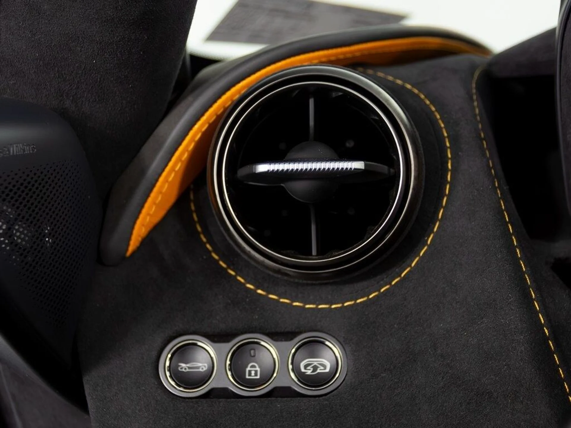 mph023_1099343567_d8c6addb52e3b241a9f0e91ca3365a53x_107fab2c82