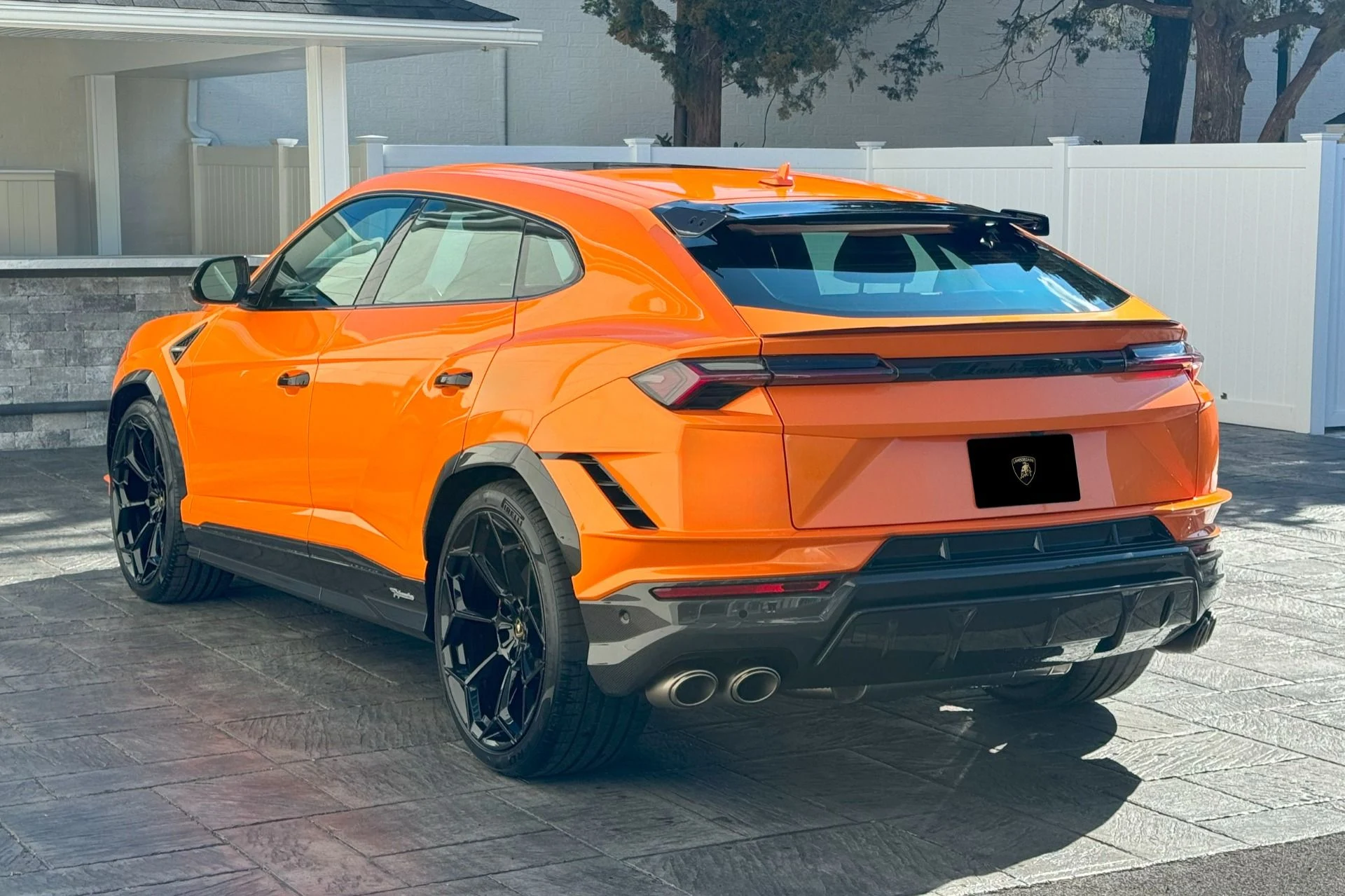 mph023_1103445968_Used_2024_Lamborghini_Urus_Performante_1741003386_2ae598de77