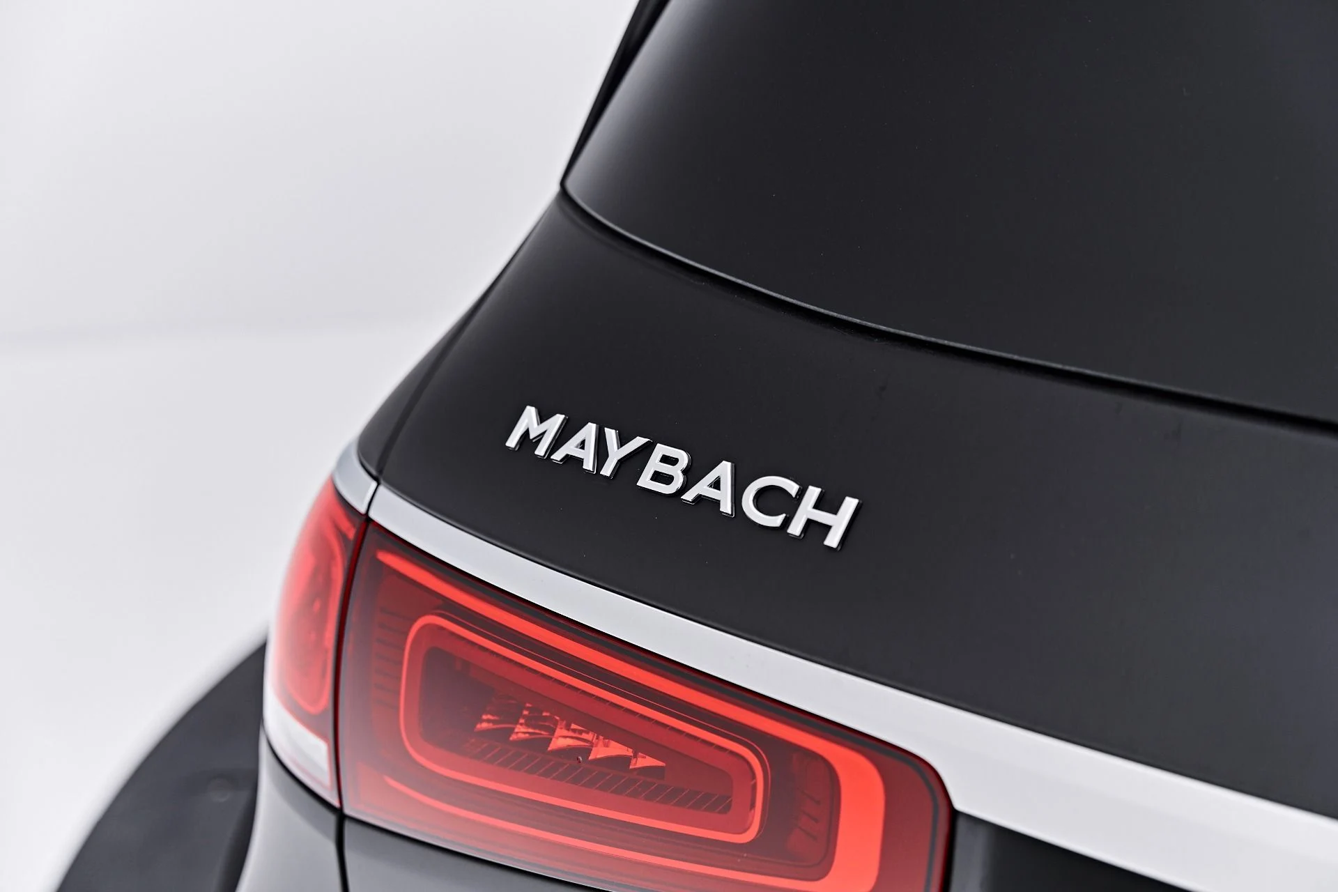 mph023_1106487185_Used_2023_Mercedes_Benz_GLS_Maybach_GLS_600_1788558563_2f73b4eef4