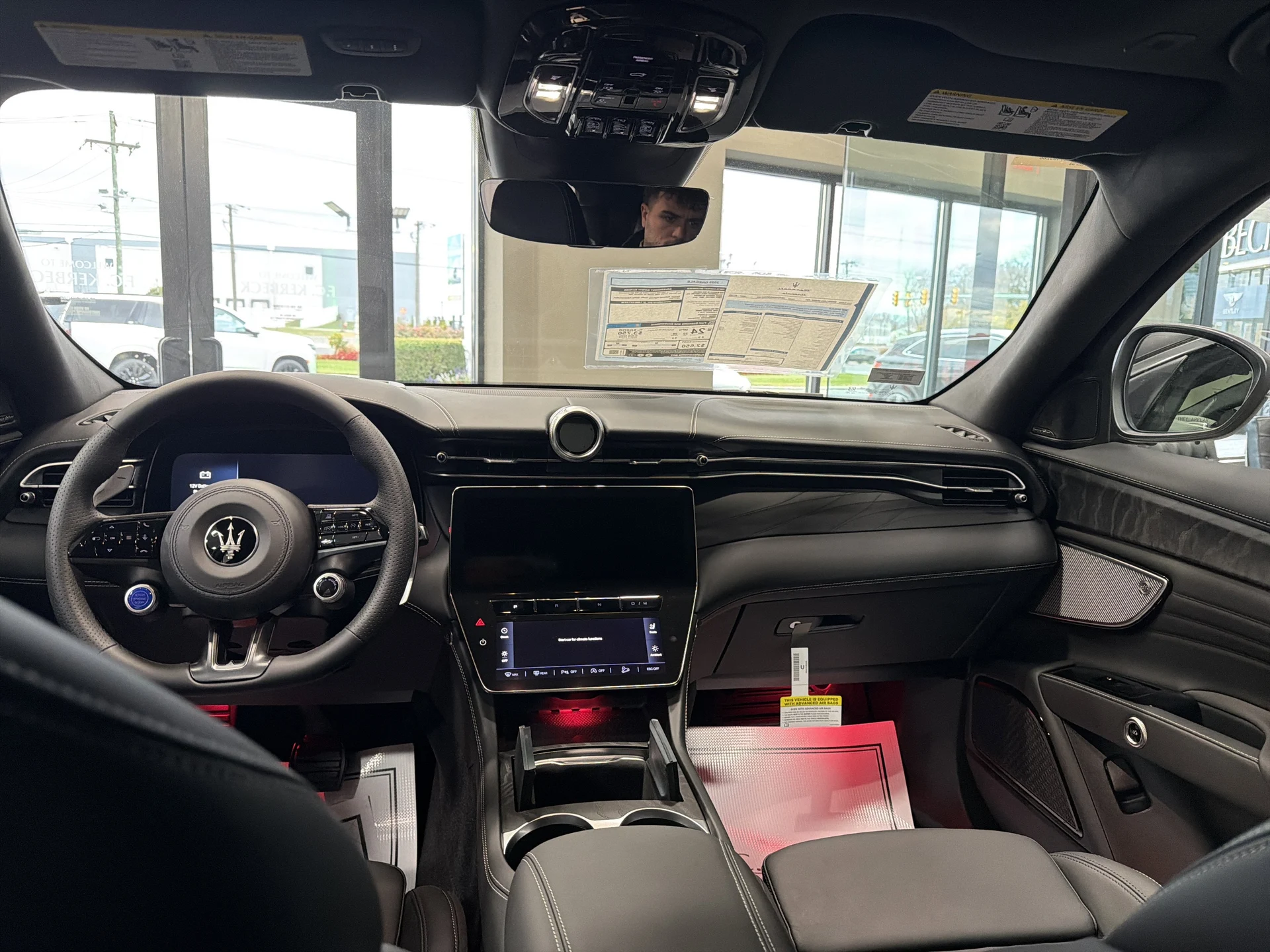 mph023_1112000335_24_5e5b9c5c15