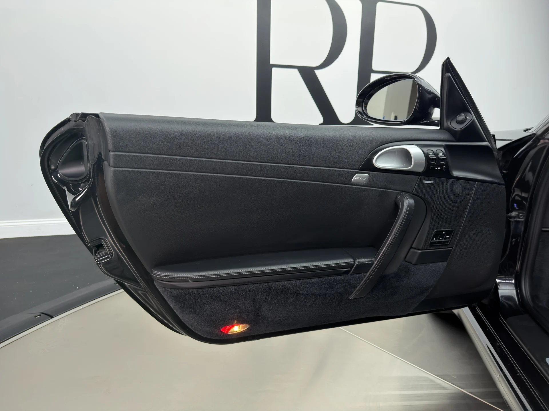 mph023_1123261959_RPA_3718_interior_001_ce440dd8f3