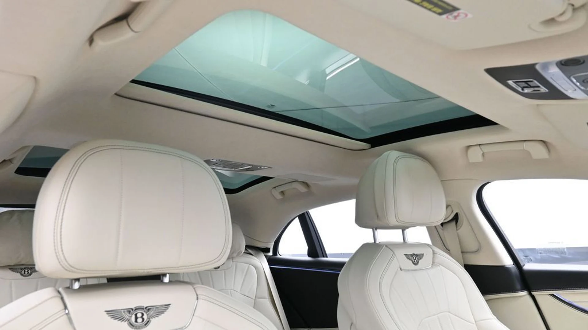 mph023_1127910423_e1711a770f23f23ce86c69ac235371adx_8b5b79354a