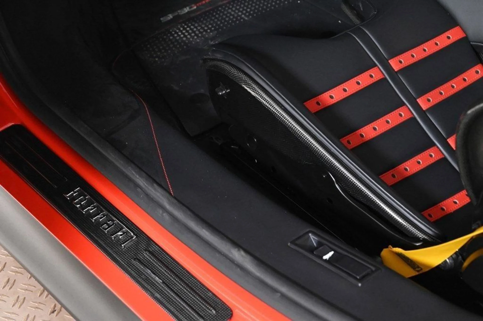 mph023_1129314289_f8f6b24af95144e99b43584a7010364c_ef9194d294