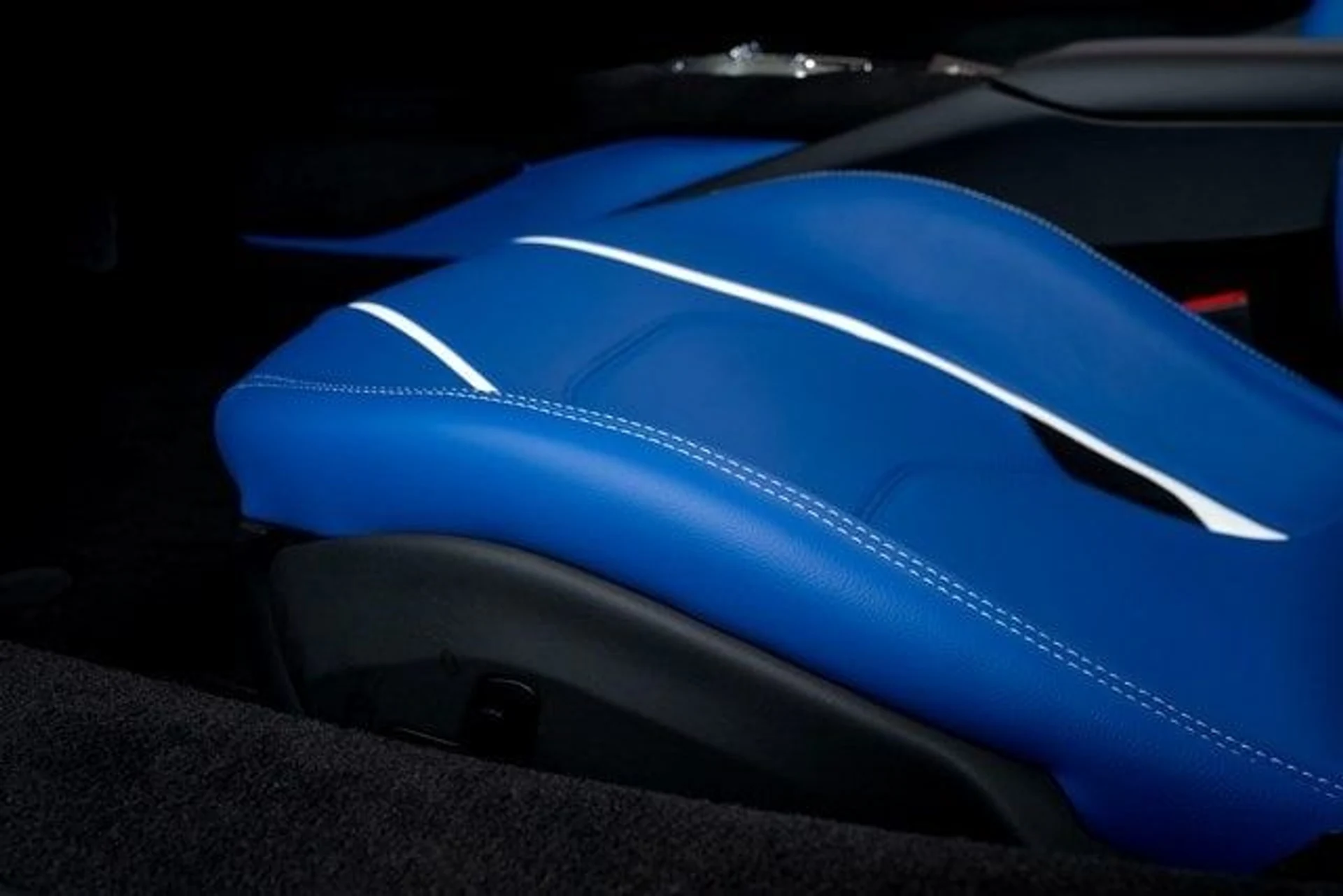 mph023_1129402728_80799ac425b5a75b21ba36d747630a15x_7a208ba536