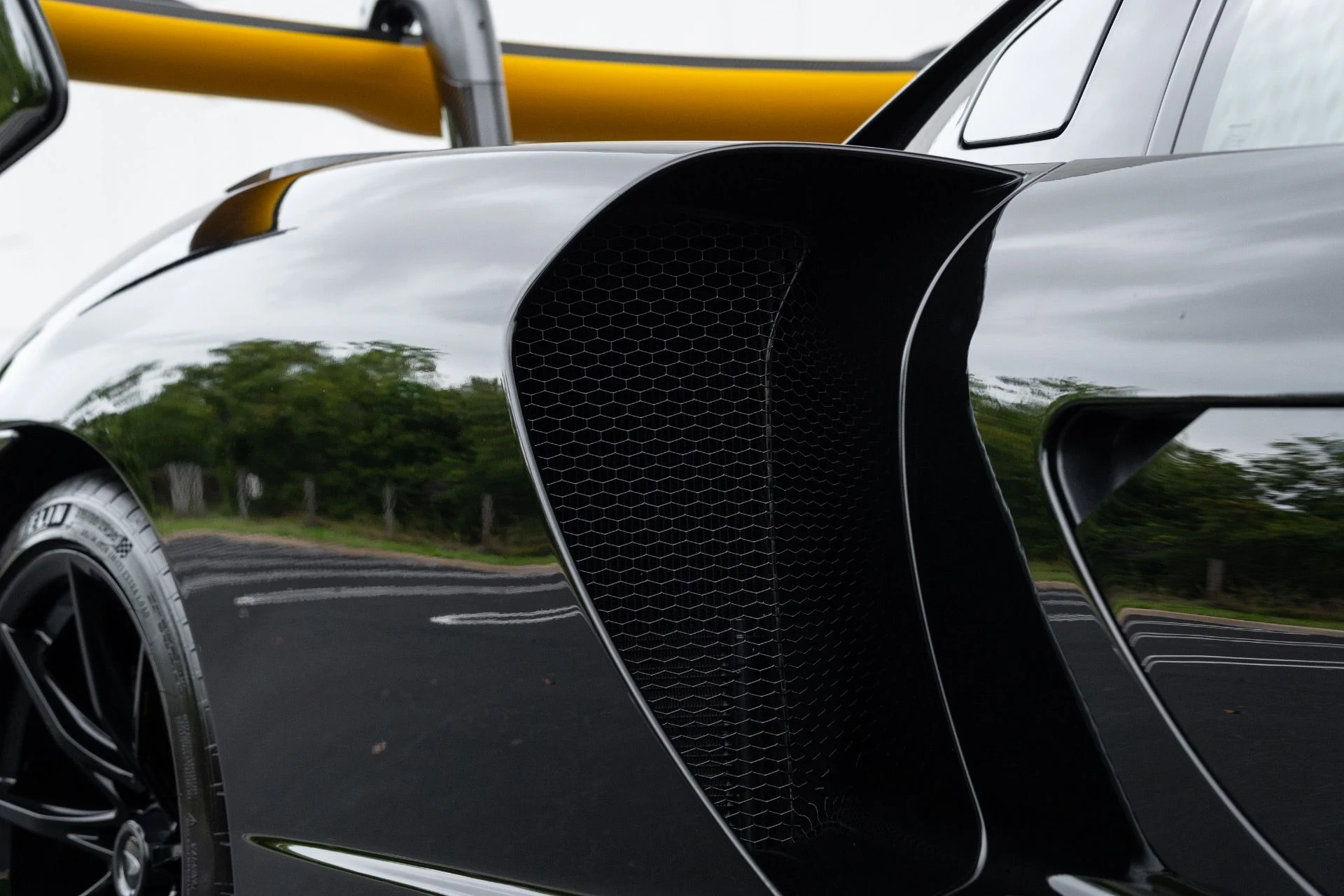 mph023_1136190831_Used_2019_Mc_Laren_Senna_1775186462_7bae8d06fb