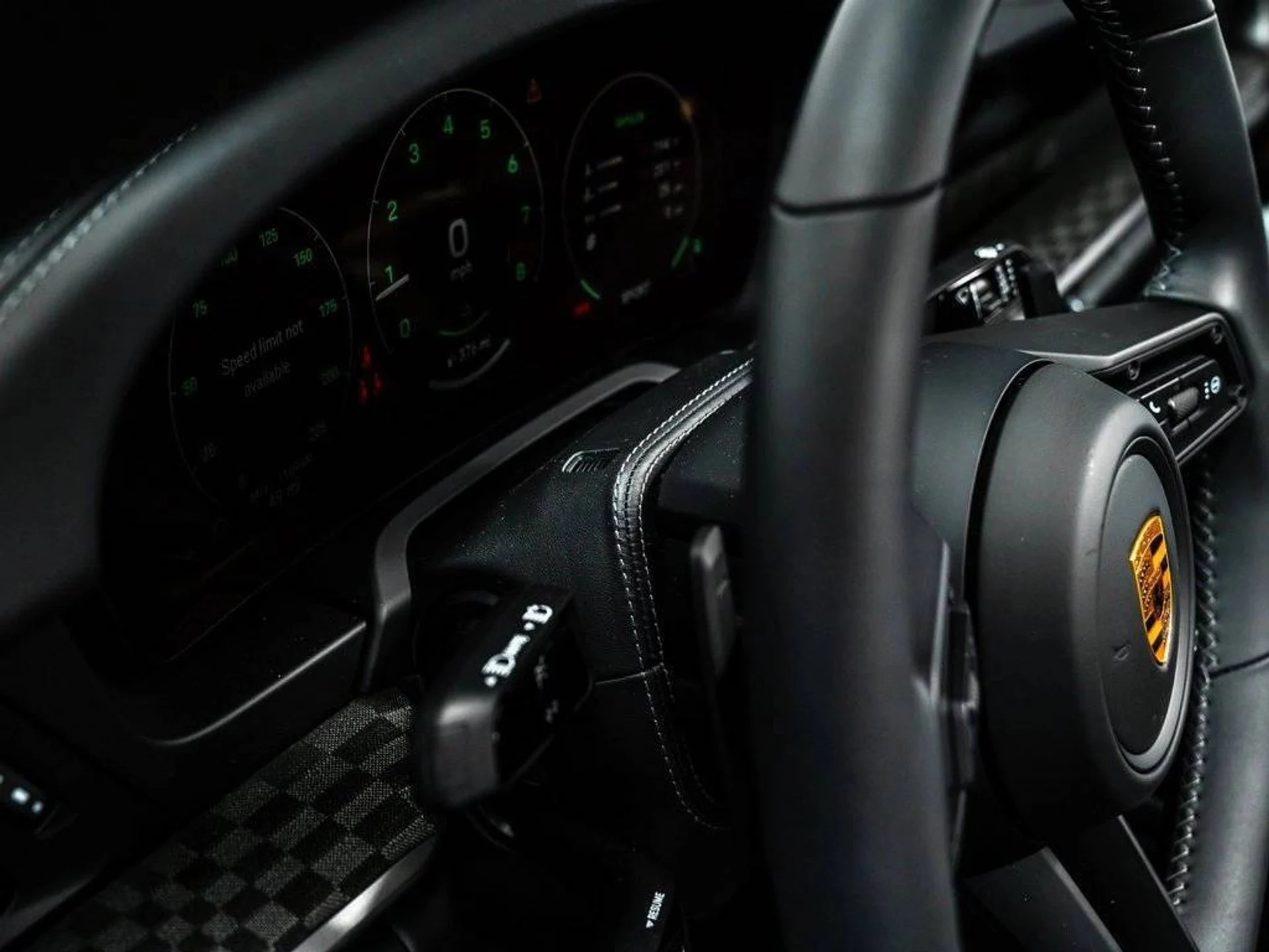 mph023_1138545286_9844f3af3f6b0be38e07ba2e6c99cc83_a2bf040101