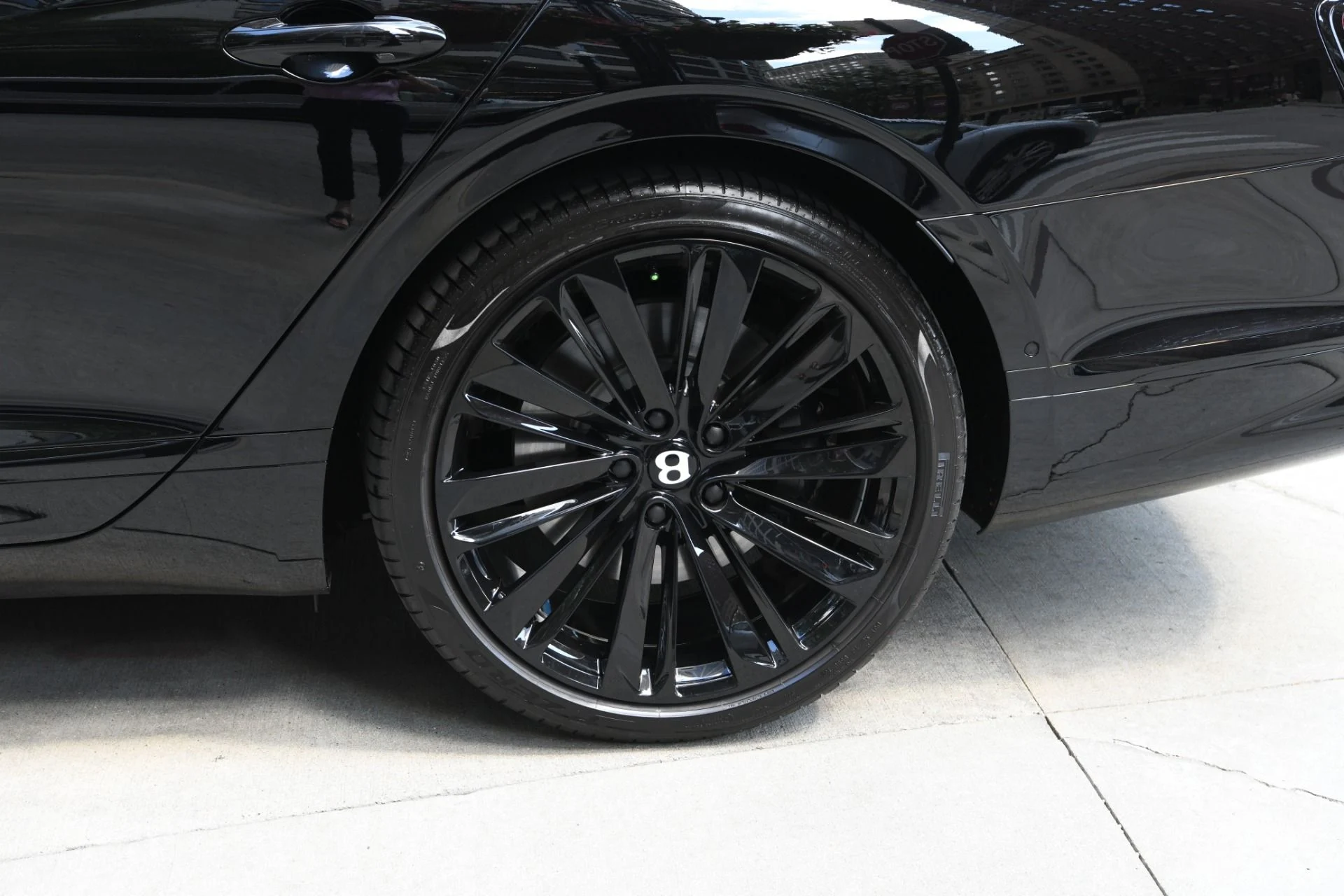 mph023_1144405193_Used_2024_Bentley_Flying_Spur_Speed_1751398503_1d77f55650