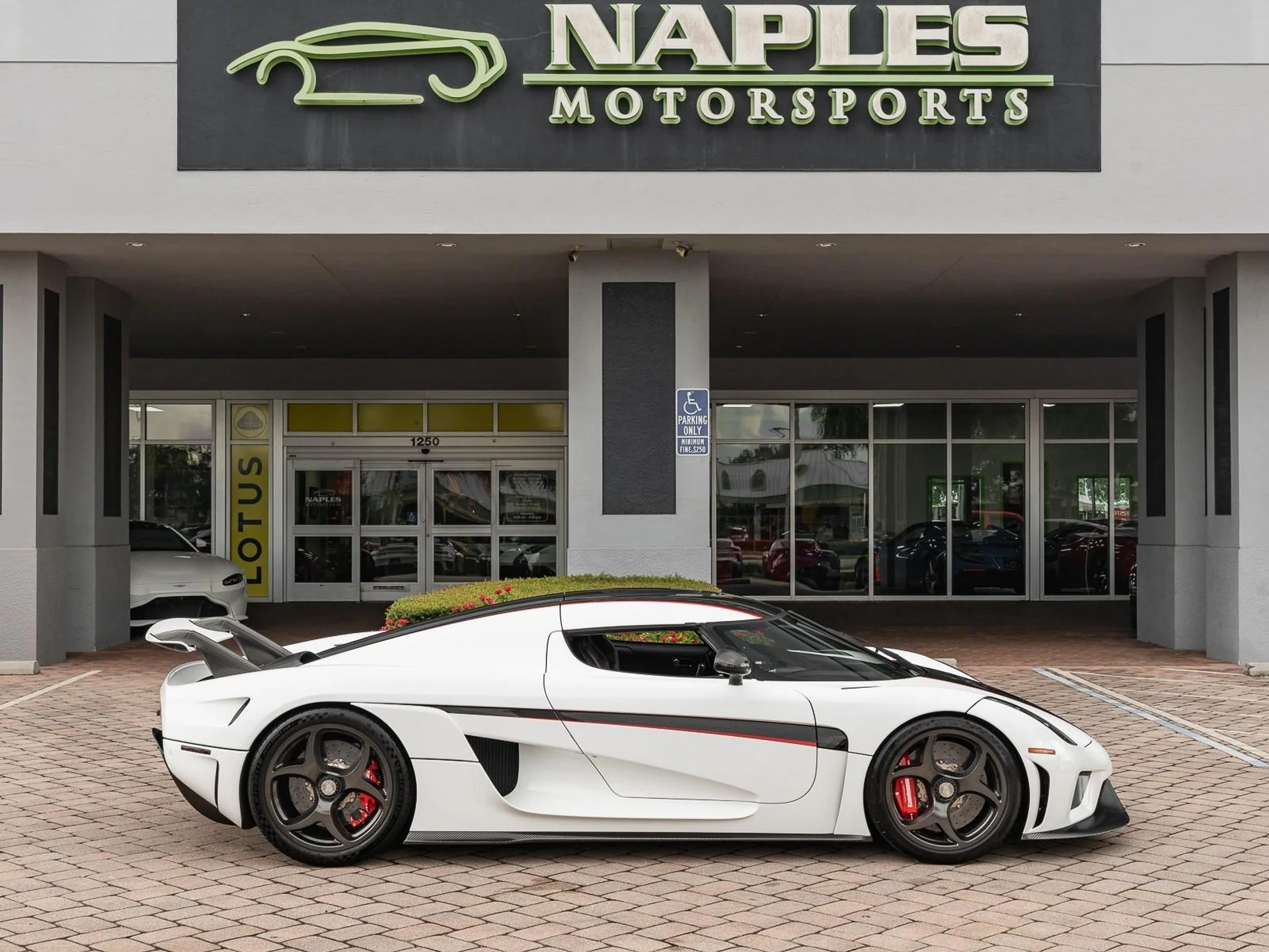 mph023_1147620538_Used_2019_Koenigsegg_Regera_1757707835_b29f294969