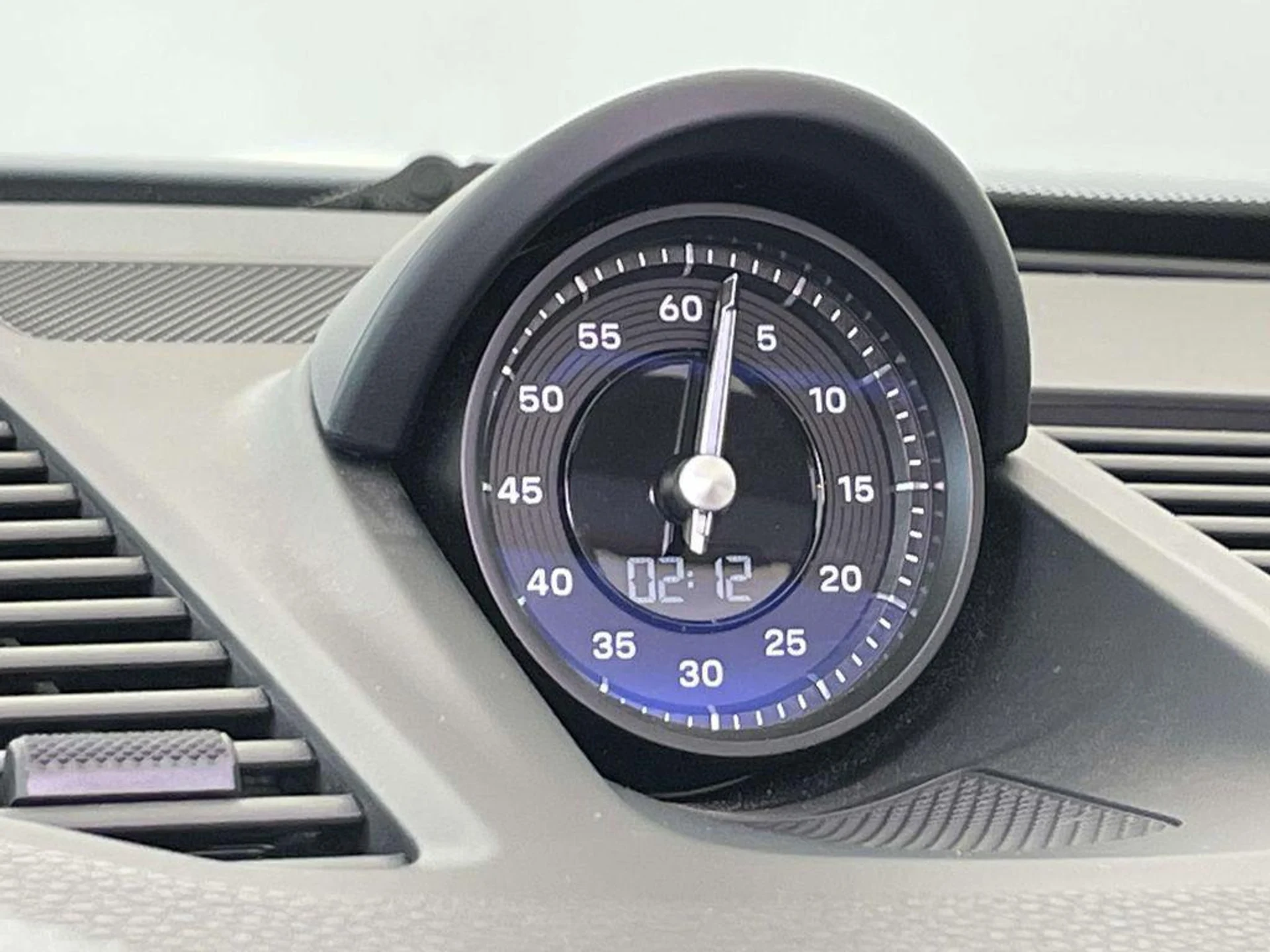 mph023_1147628294_b044v_z5_Um_UO_Ent_Scqb_Nk2t0r_R4_06a5eeaad5