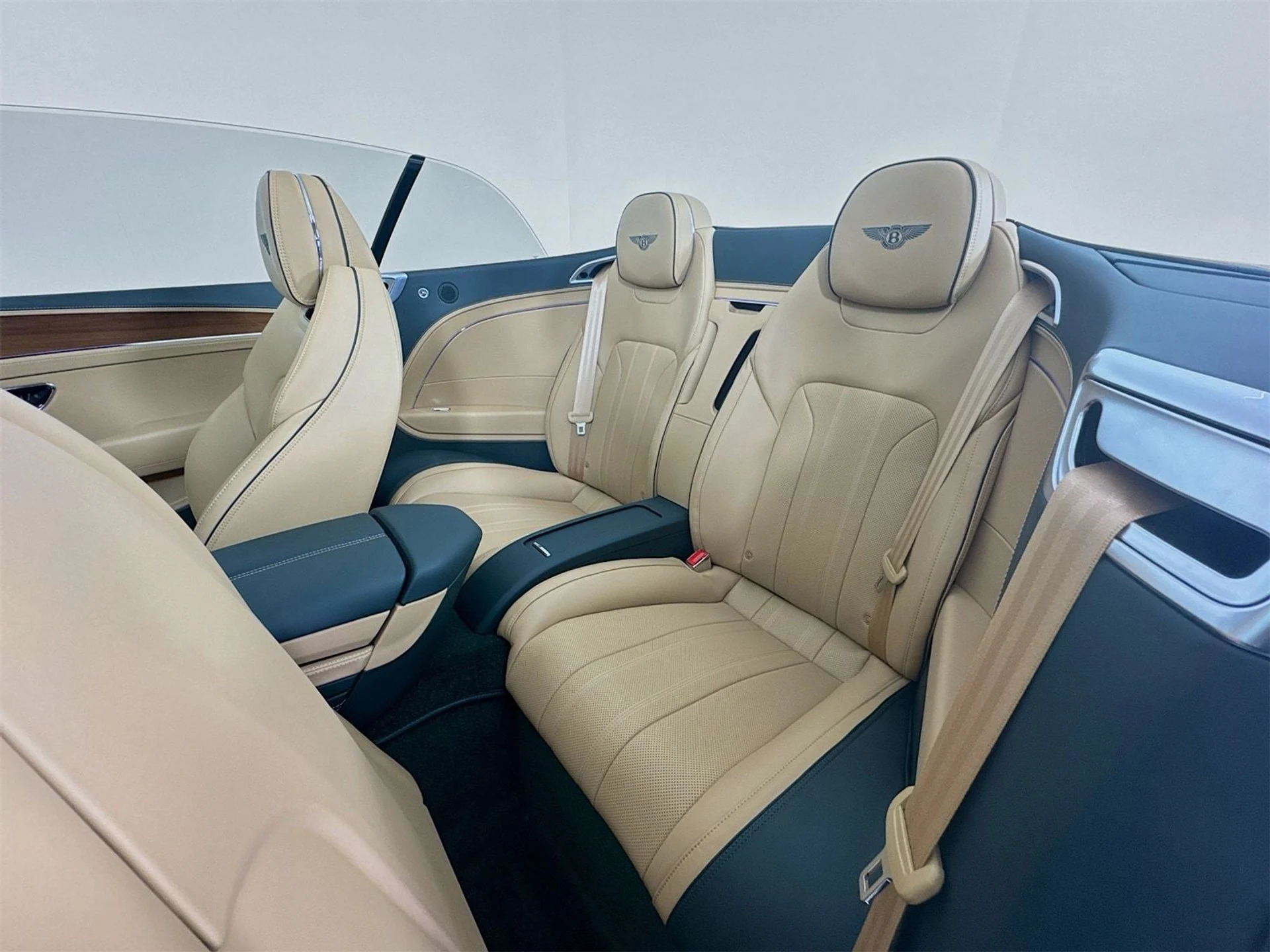 mph023_1149381644_f9d3399a3d299f1753450b80be81a6b7x_801780b77a