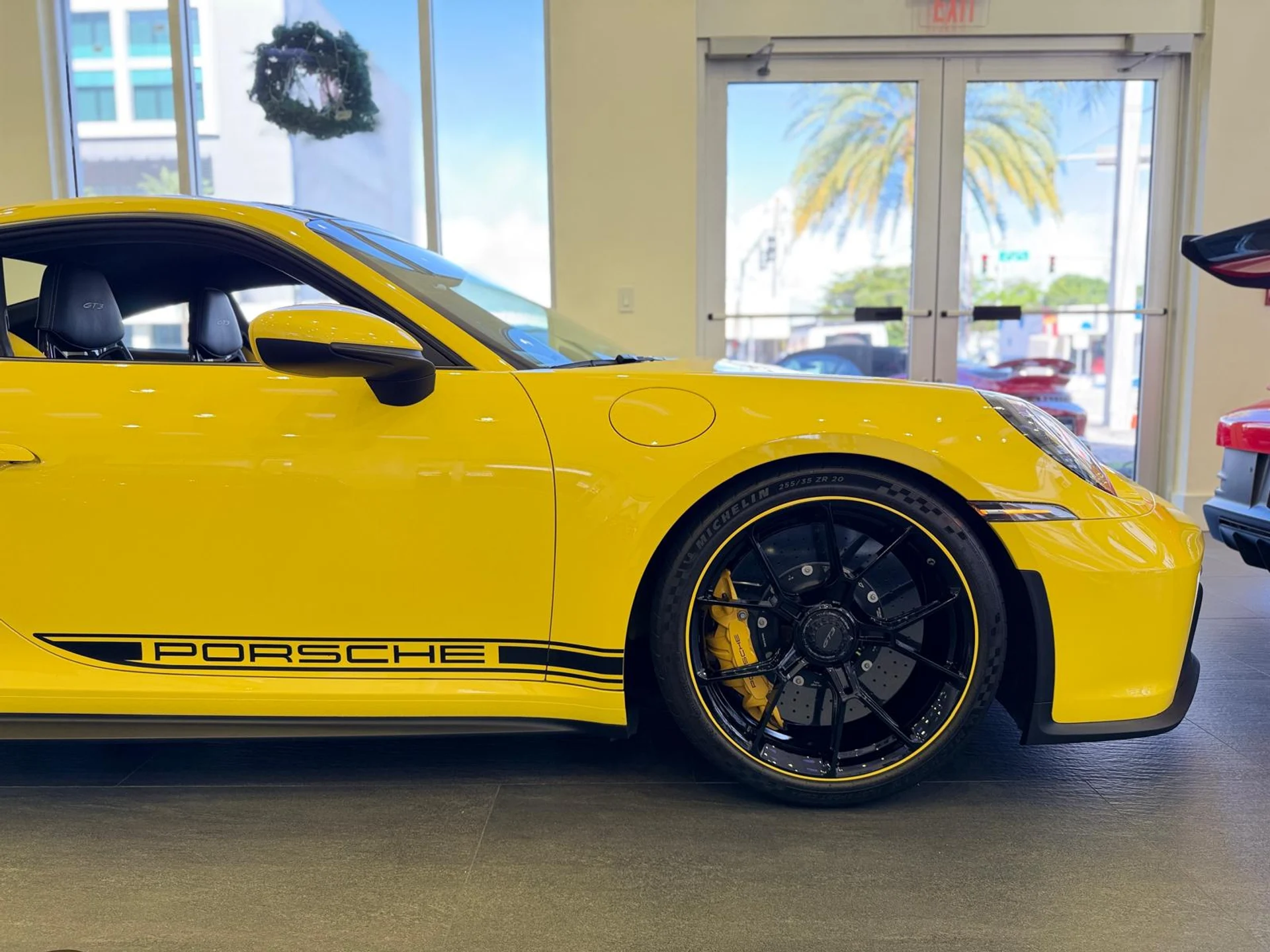 mph023_1158031397_Whats_App_Image_2025_12_22_at_6_00_56_PM_35_e906c73004