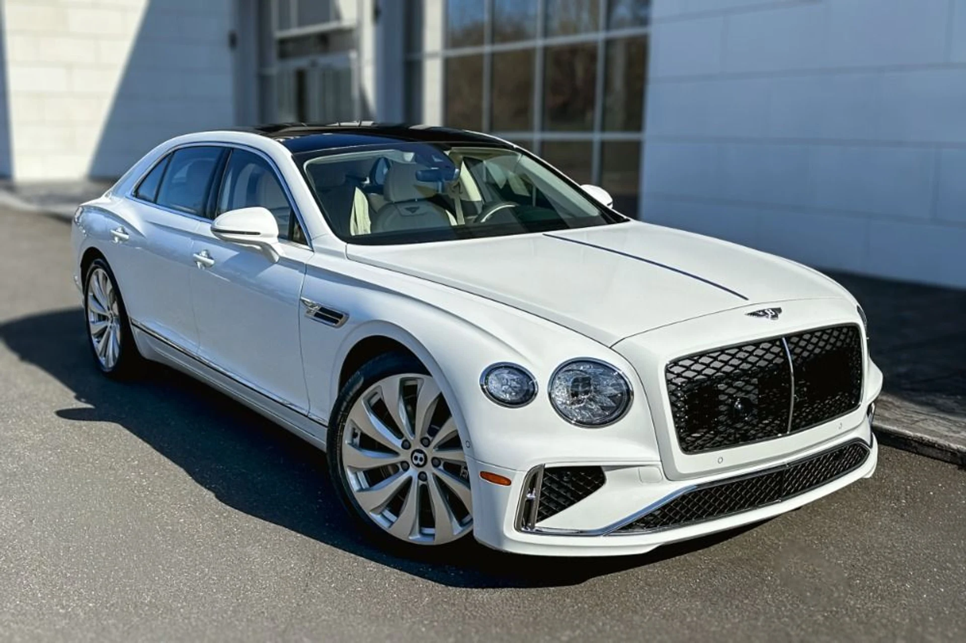 mph023_1160447569_New_2026_Bentley_Flying_Spur_1776258247_13fb8fdf65