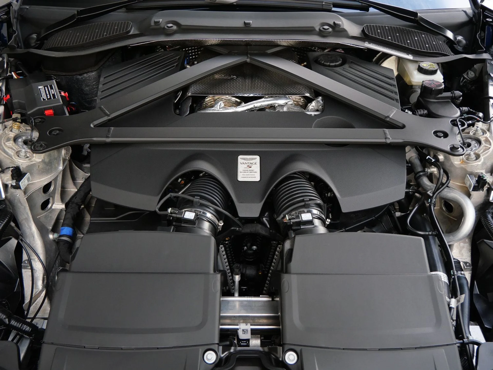 mph023_1161313106_7b2d608ce76d55157bd4574bdbc39204x_a250b596e7