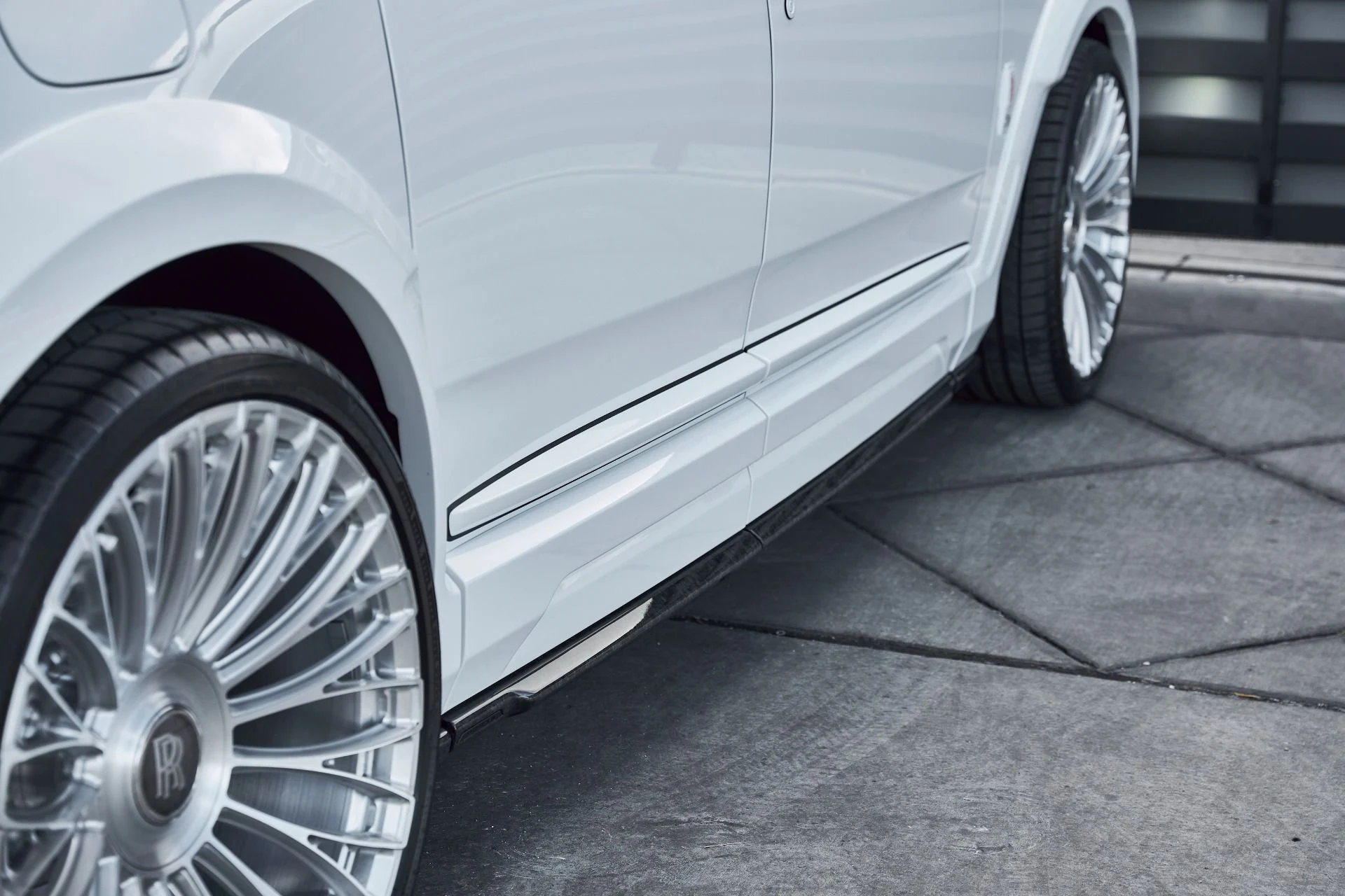 mph023_1164703469_Used_2026_Rolls_Royce_Cullinan_Base_1766884735_ba166f3c5d