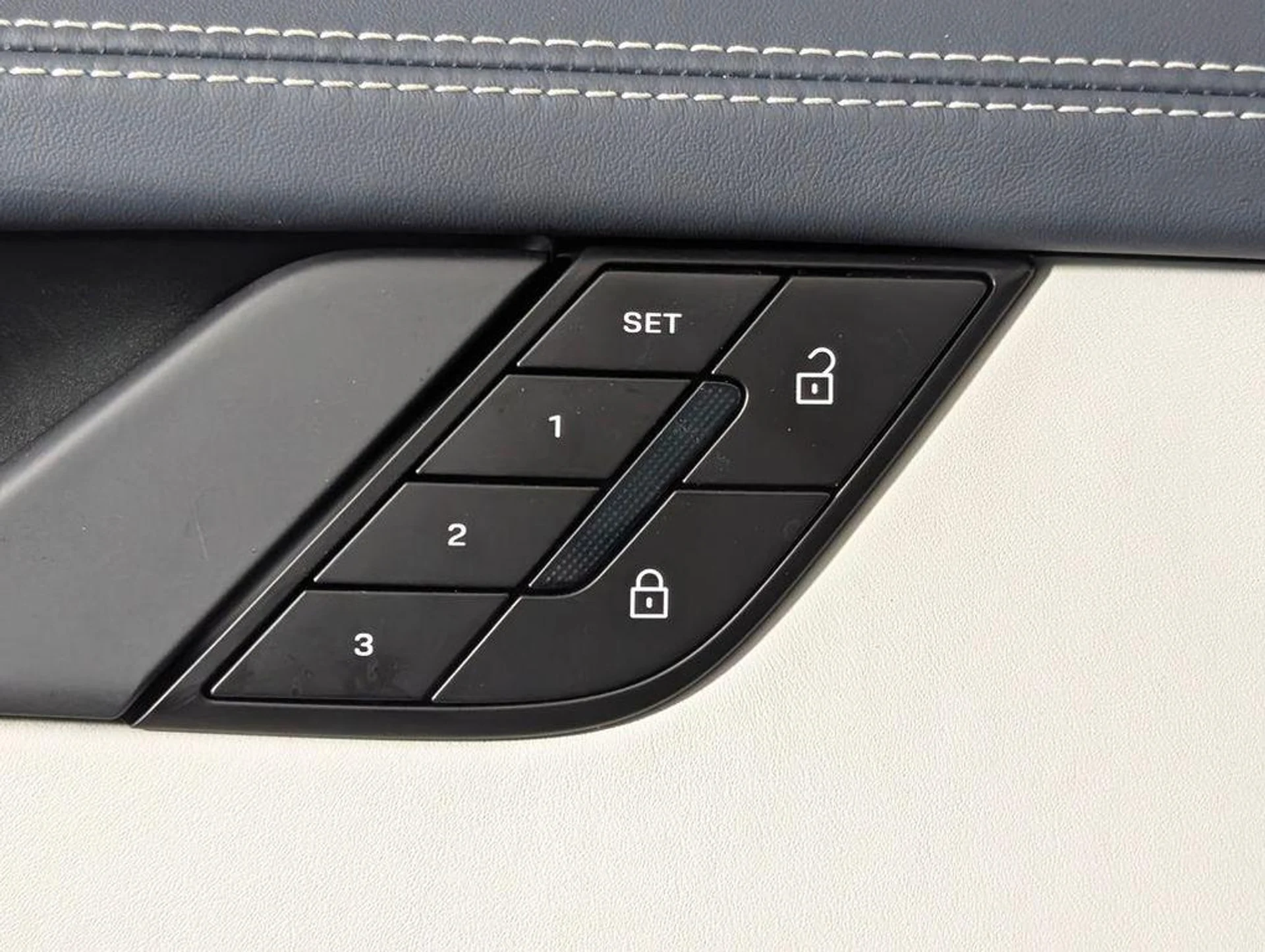 mph023_1169934953_YSQ_1_E3_7q_Dt2g2_F9_Knw231d_Jv_M_6eff73f6f3