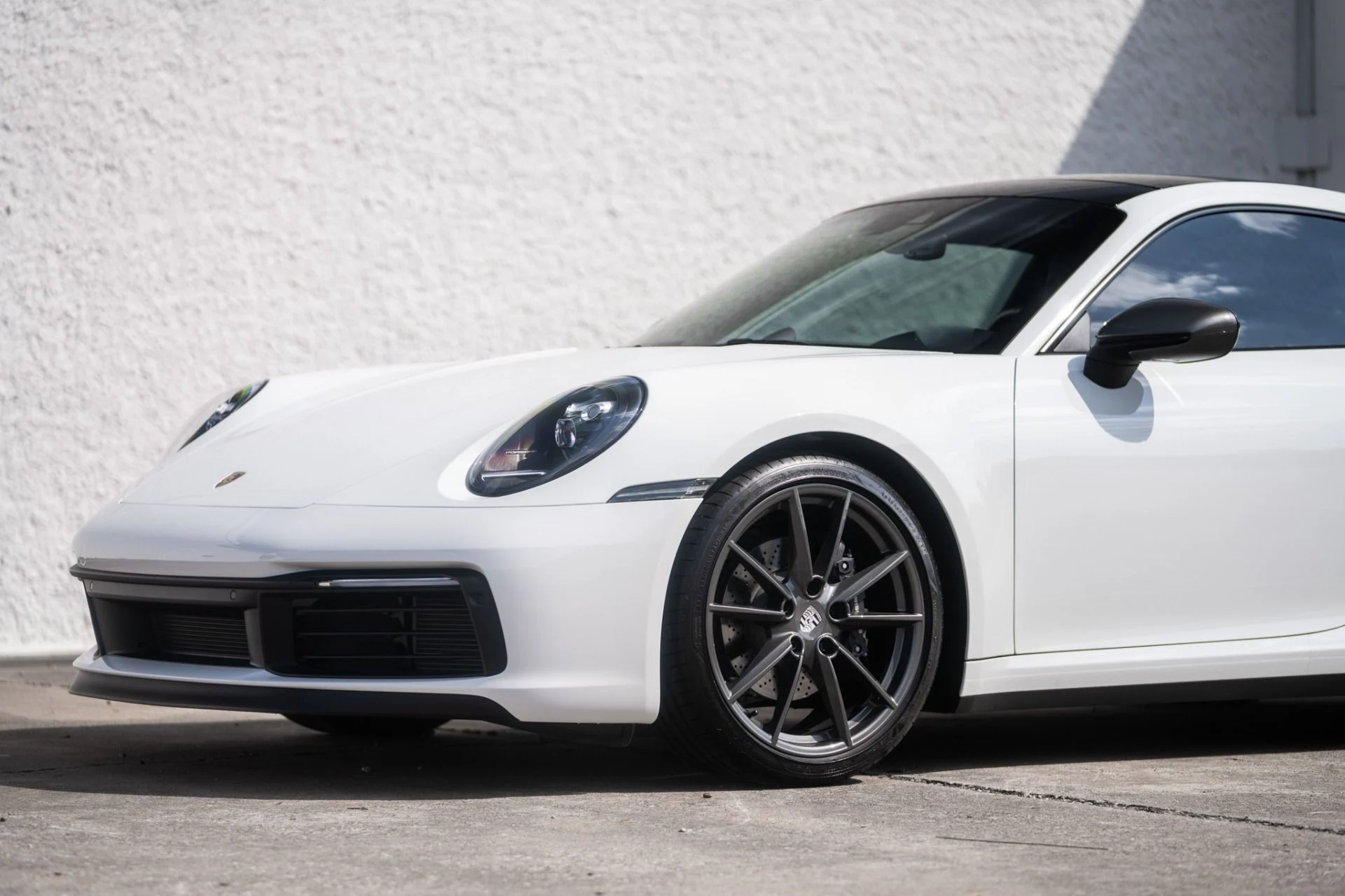 mph023_117081506_Used_2024_Porsche_911_Carrera_T_1759353341_1146f11225
