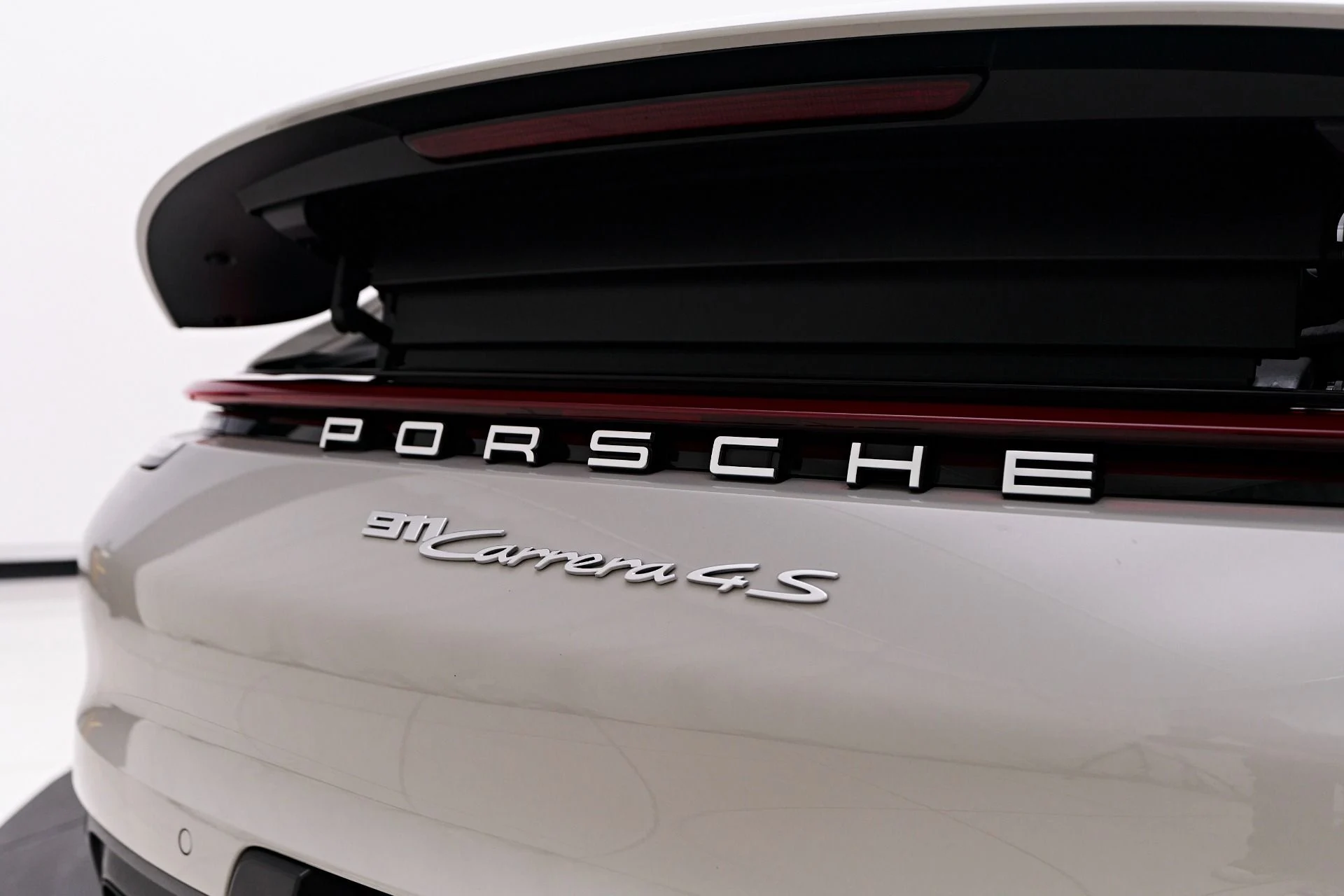 mph023_1181722278_Used_2023_Porsche_911_Carrera_4_S_1757702375_8c49e2a5df