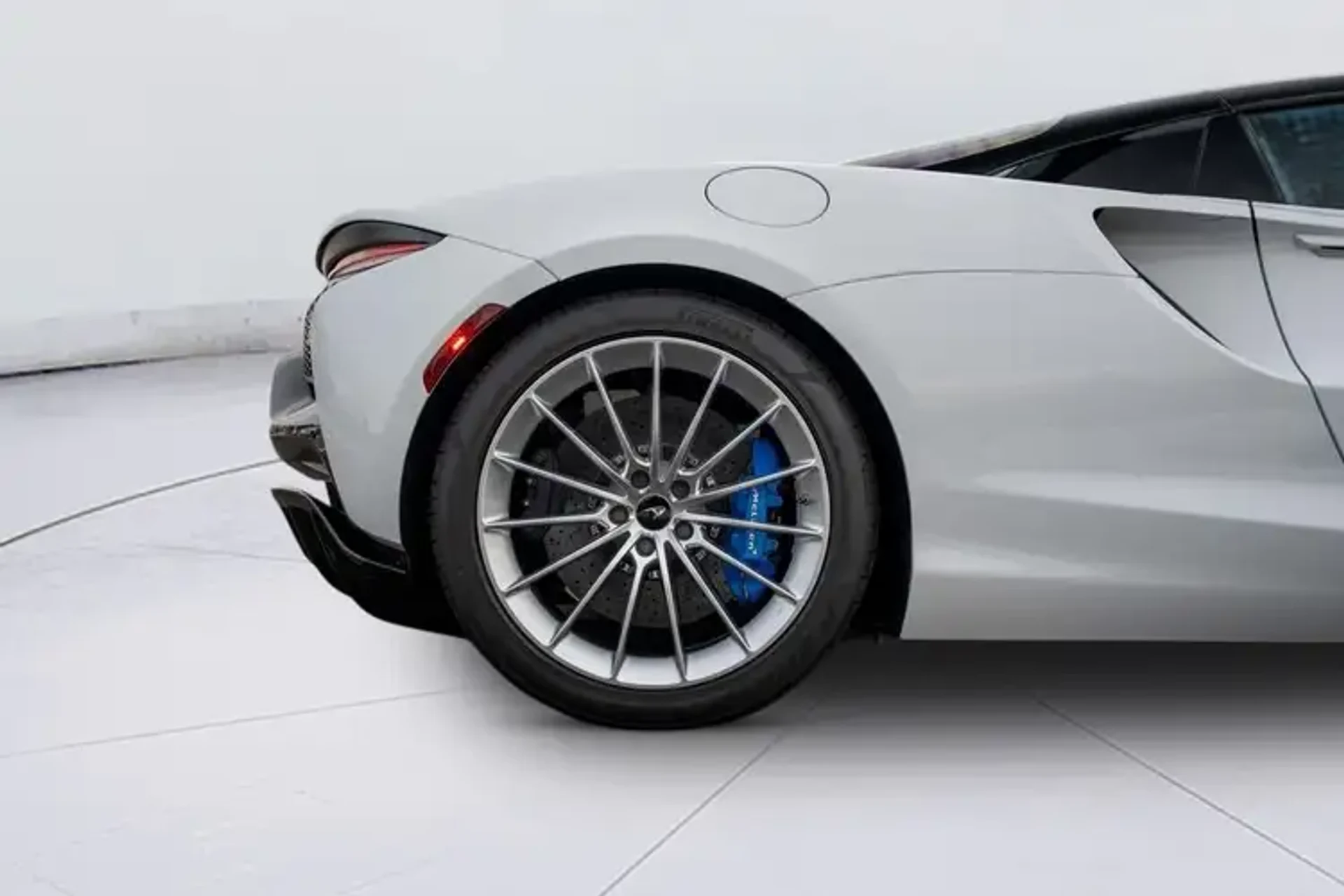 mph023_1183453958_X_Ax_Lgap_Fh_X9_Gq_Ur_G_med_90367fce1b