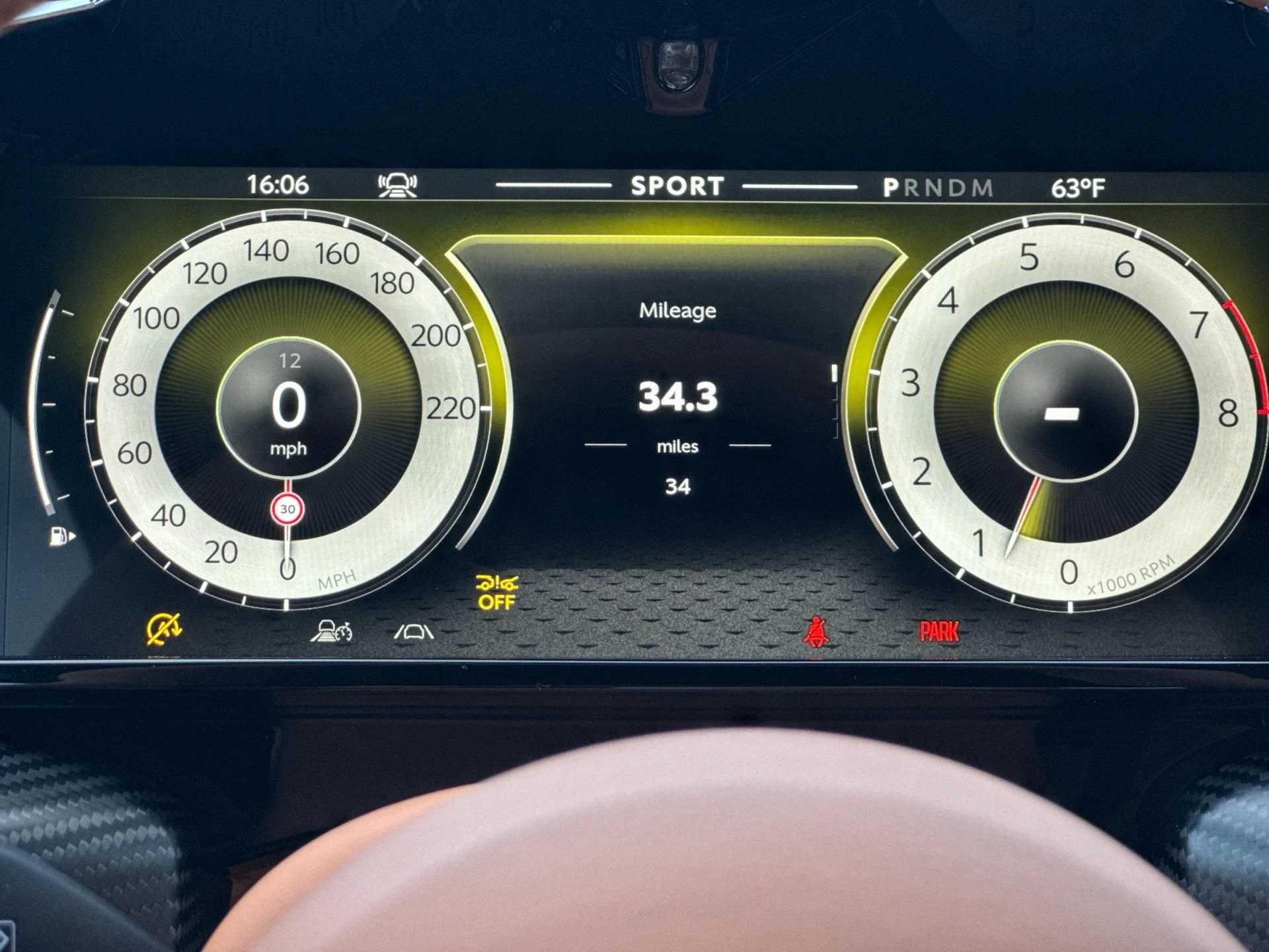 mph023_1184341713_New_2026_Aston_Martin_Vantage_Roadster_1767798660_4448c608d0