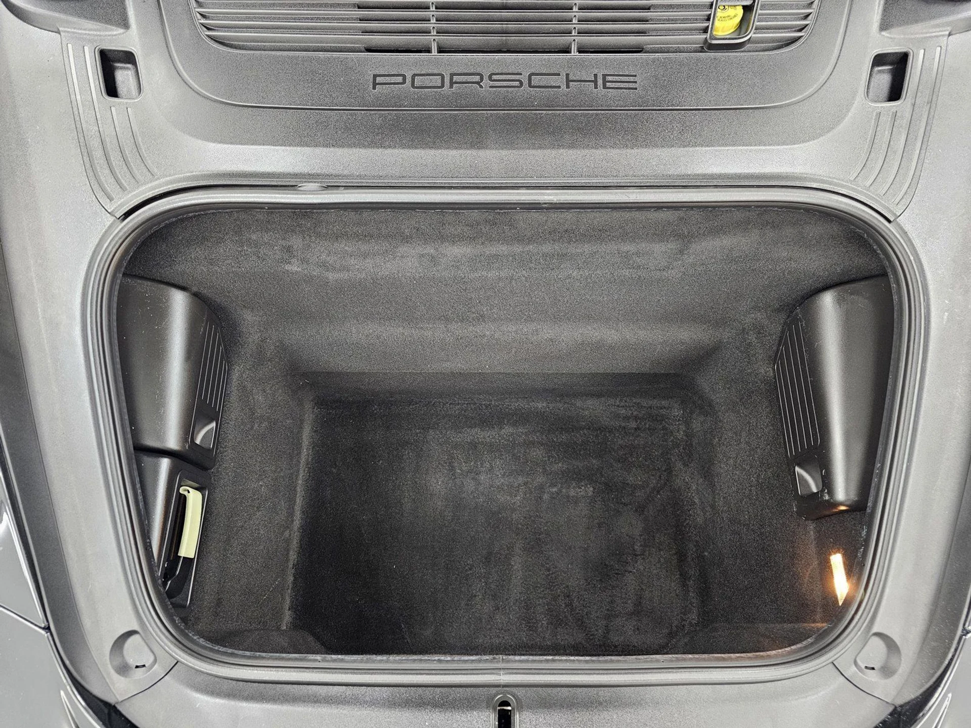 mph023_1185364836_07e28130b3fdb2bf5322ee0bfef34dd8x_d85eb2792b