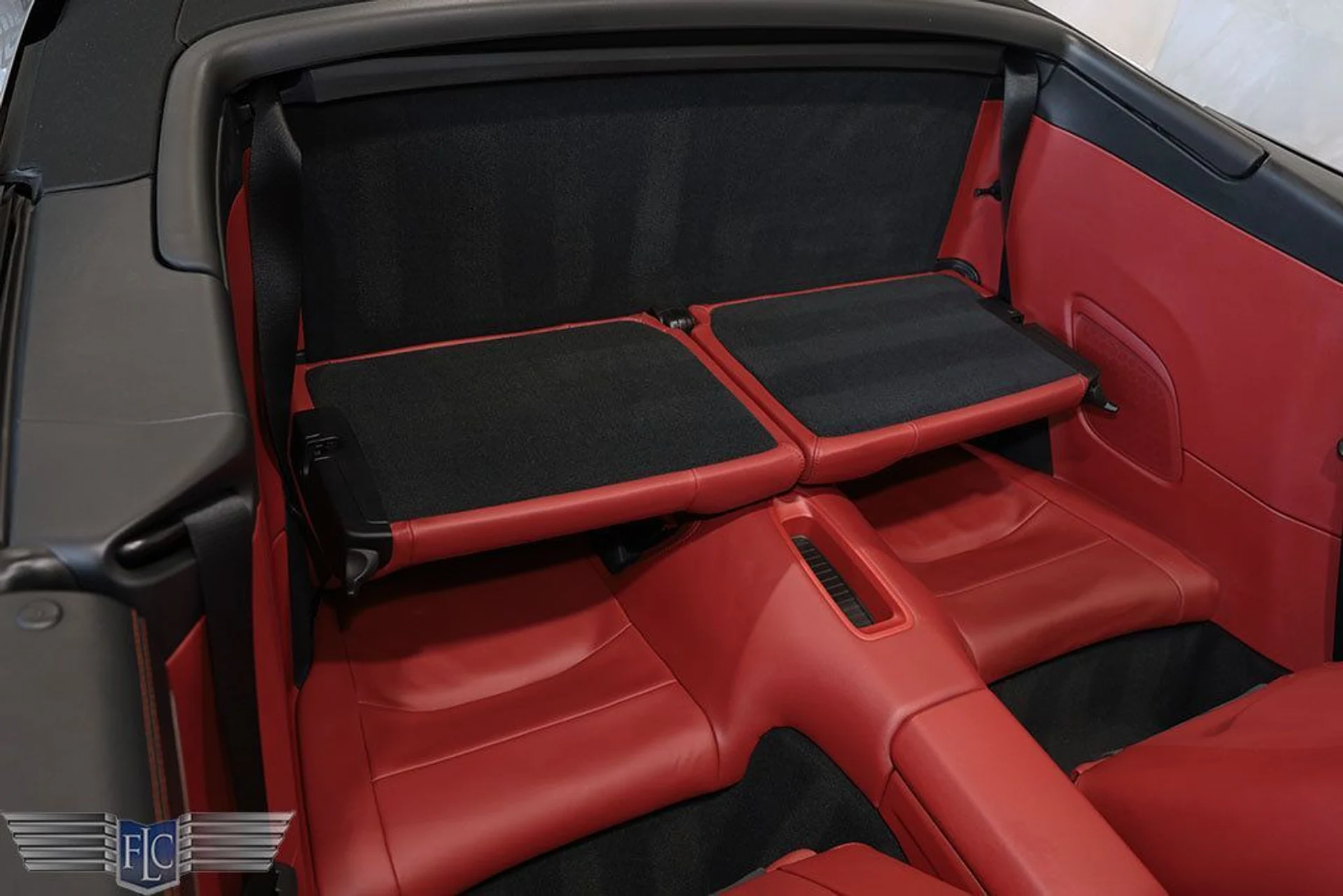 mph023_1191030040_used_2014_porsche_911_turbocabriolet_9689_22886118_24_1024_be78577ef1