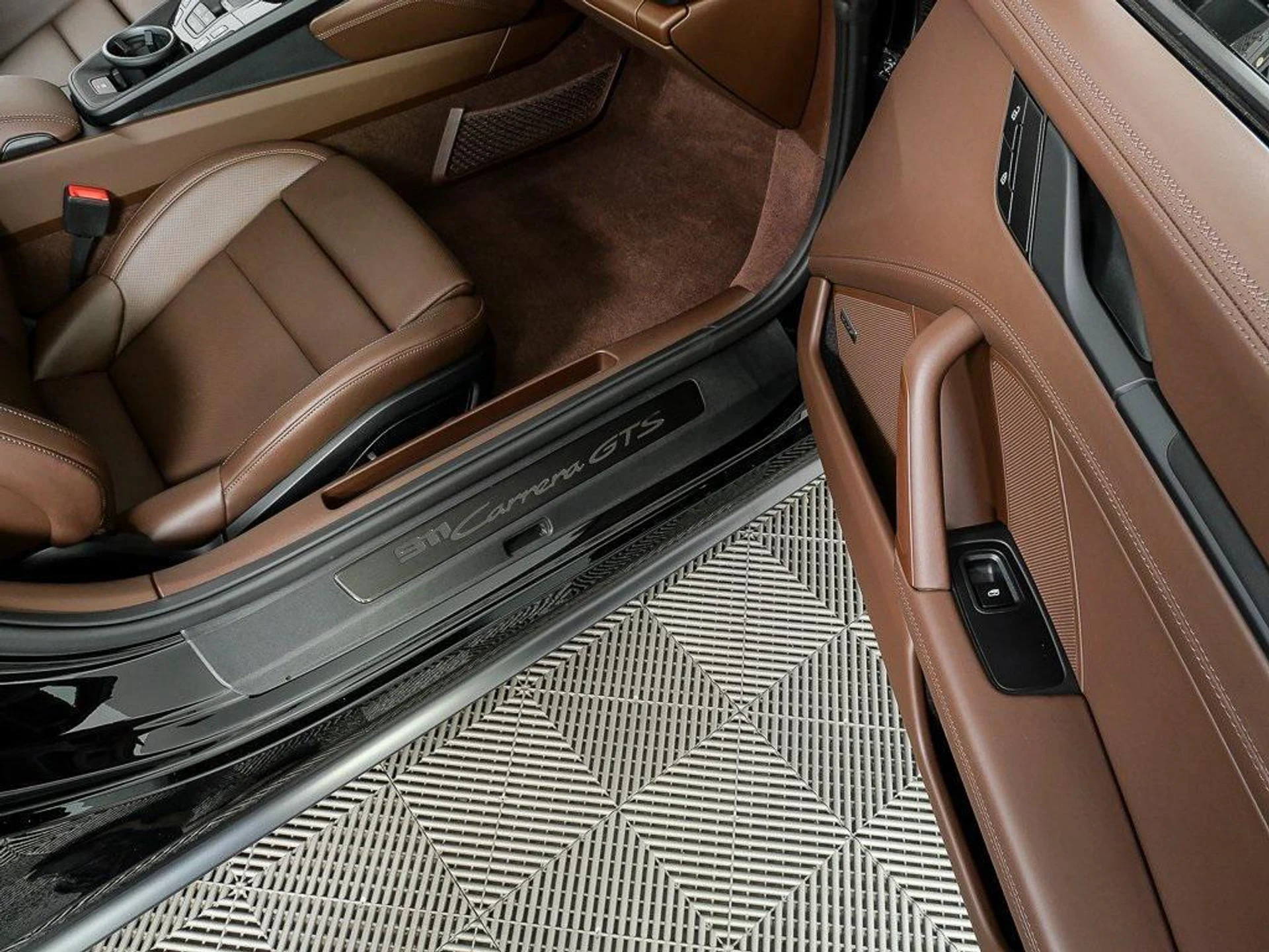 mph023_1194854091_np_Ee_I_Sa6t5ptl1e3w8_Vtuh_Bb_Zy0_9122a1e521