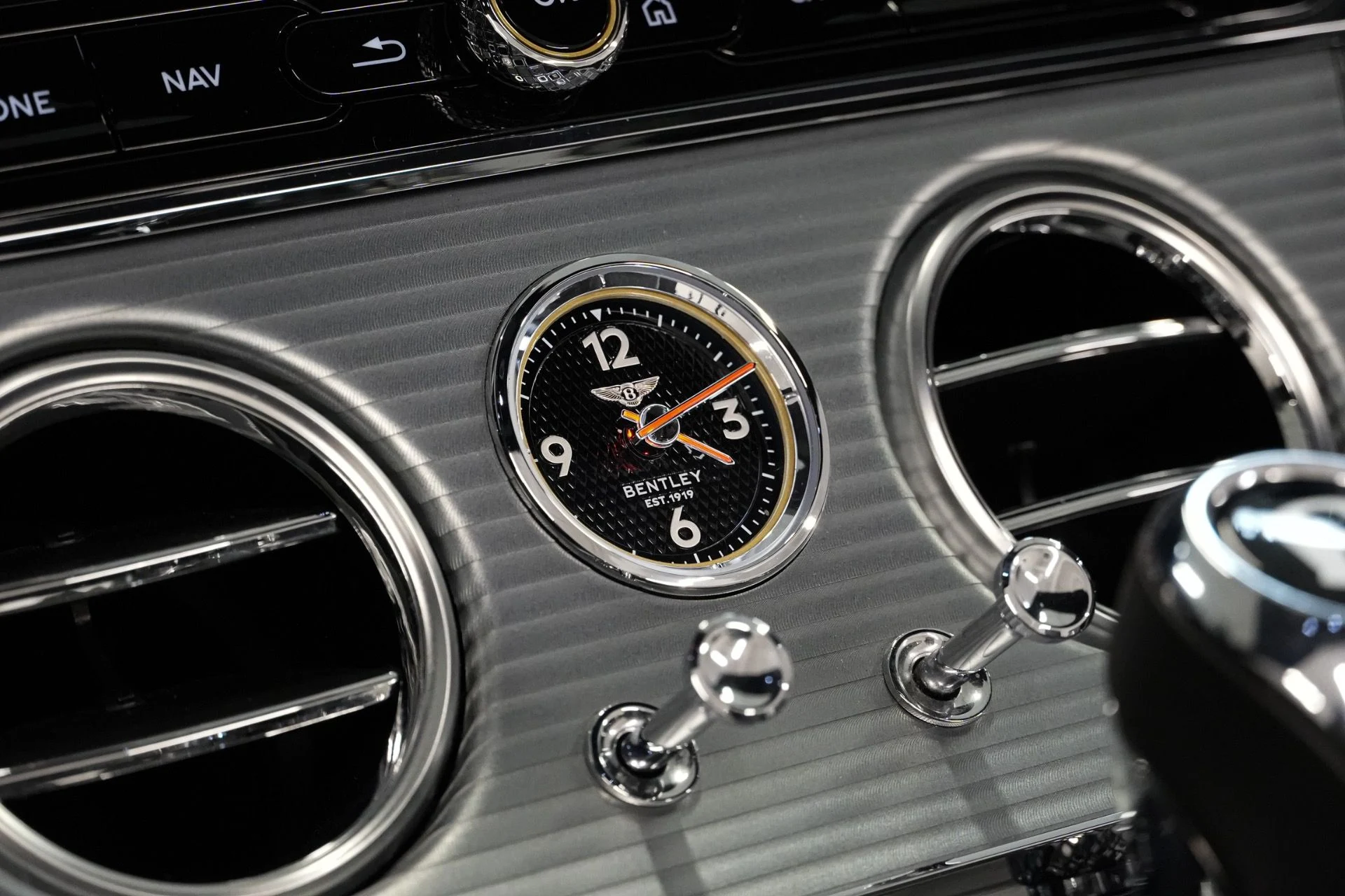 mph023_1195031800_Used_2022_Bentley_Continental_GTC_V8_1778178351_9ad5f016d0