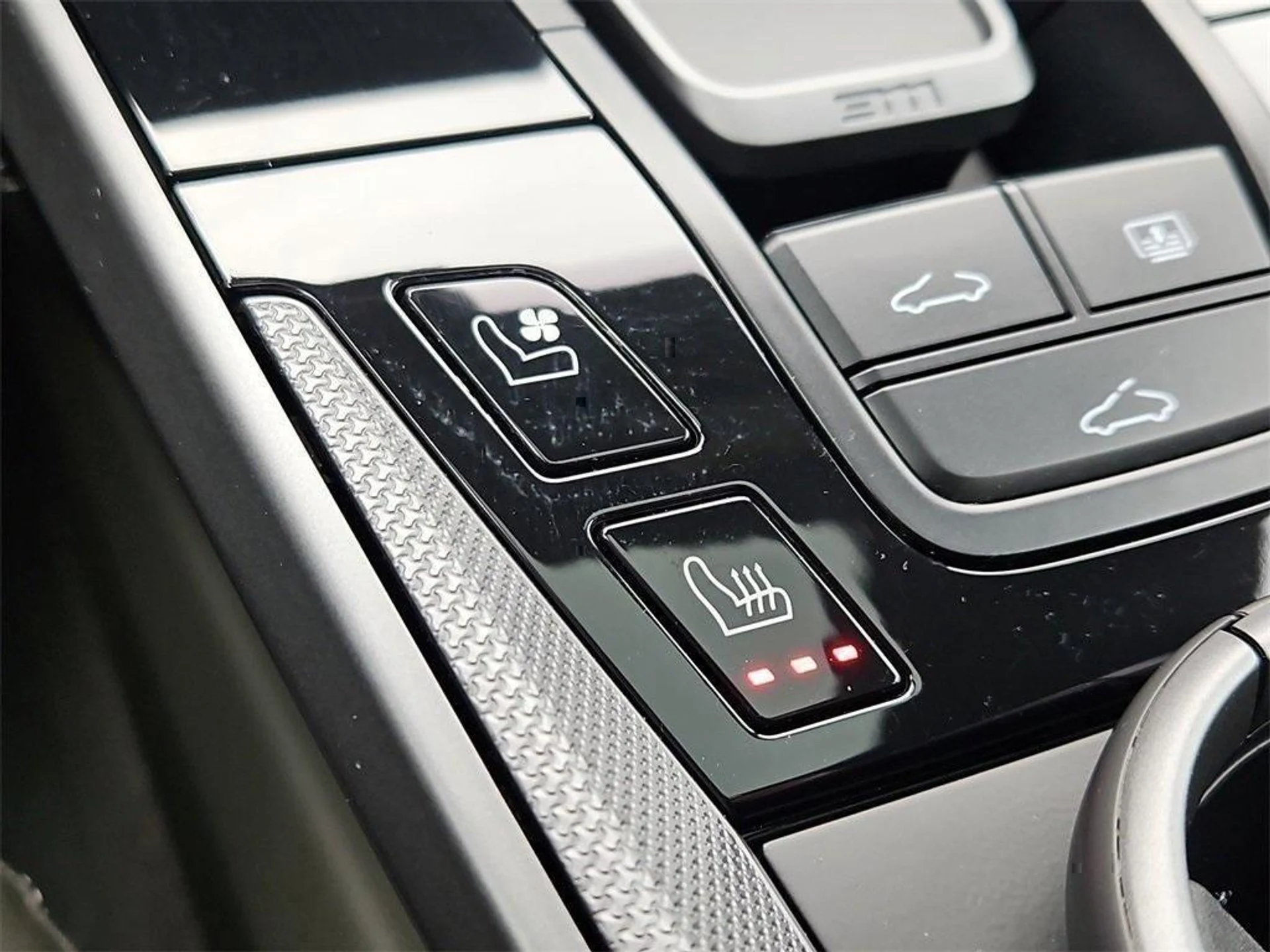 mph023_1199328546_x1_U4_LF_B_Rw_Z_Xx_LR_Kb_Z_Zf_PH_6_I_Hgk_c1640f9a1a