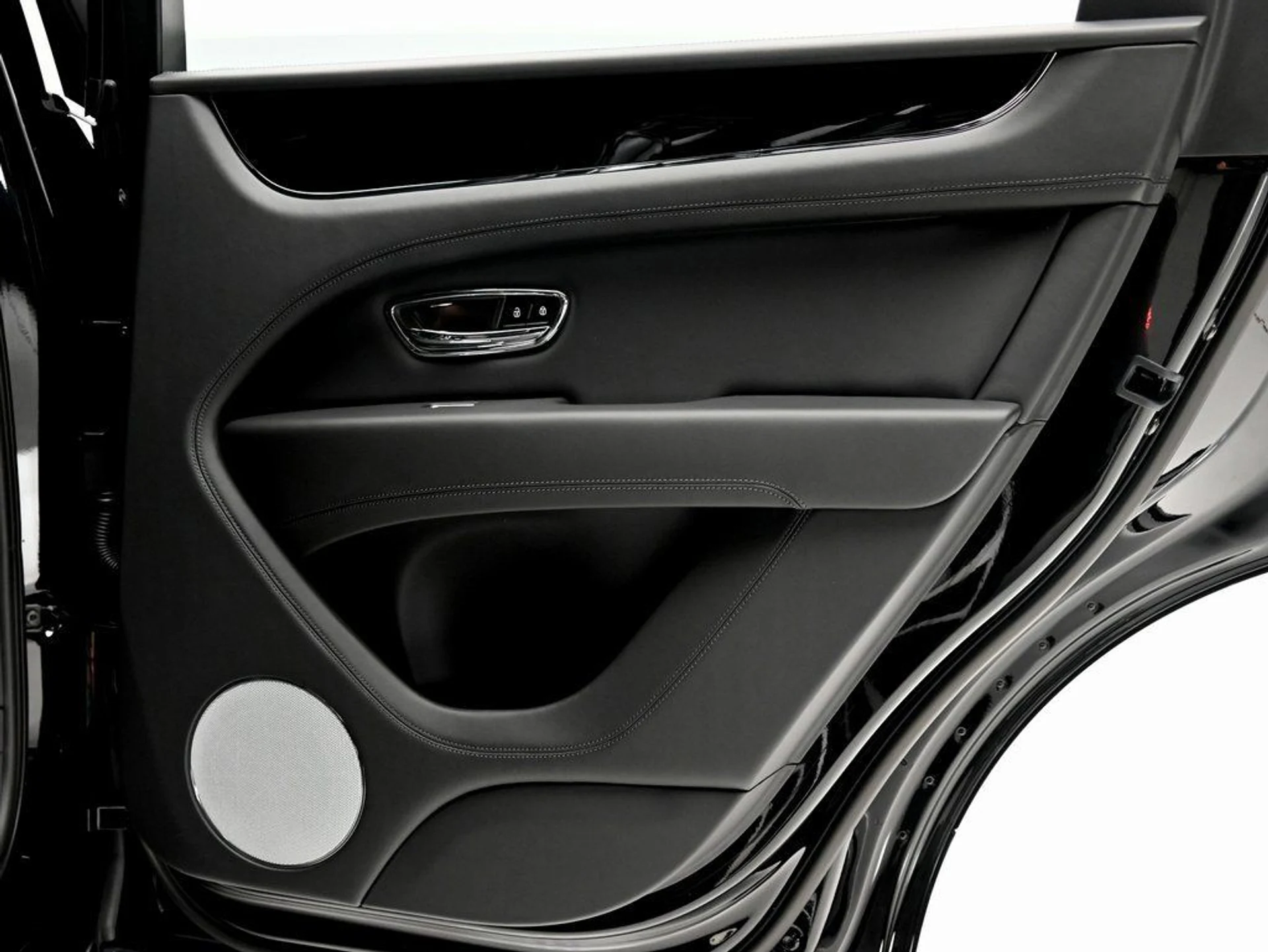 mph023_1215841865_b4b5a3912c0b02446eff4349c7572df0_4224a5f459