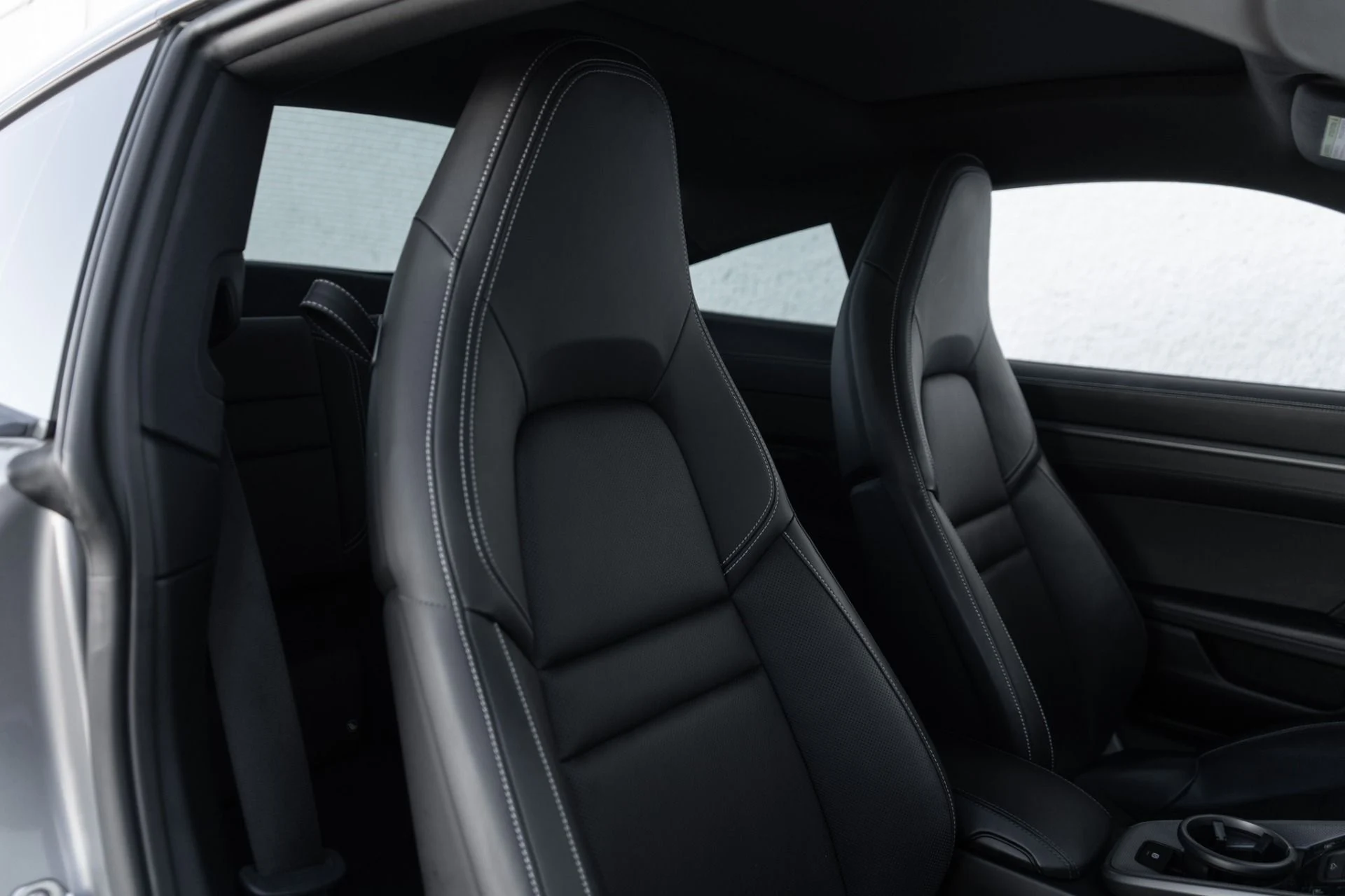 mph023_1220692319_Used_2020_Porsche_911_Carrera_4_S_1773427408_8065a0f267