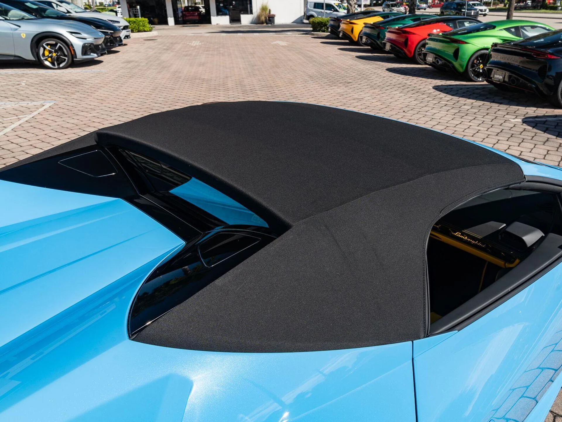 mph023_1226346752_Used_2022_Lamborghini_Huracan_EVO_Spyder_AWD_1792704191_f25495e8c5