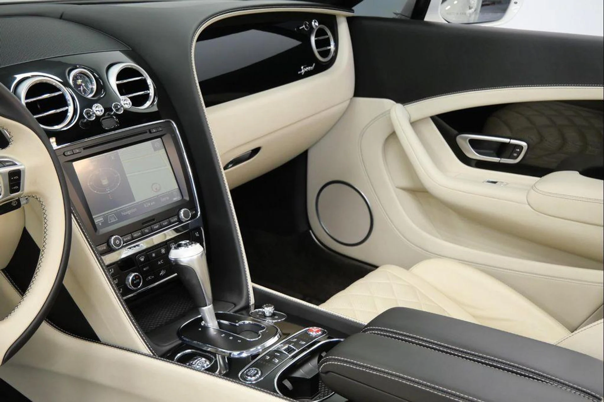 mph023_1226574316_DLRX_ME_Am_Yj_PVU_Qwko_Hd93_Nw1_k_2e952cc0ec