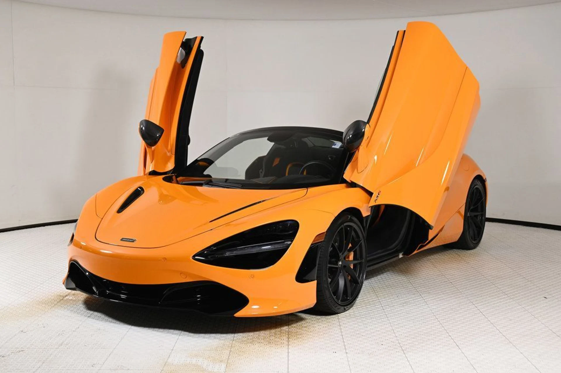 mph023_1227694714_used_2021_mclaren_720s_performance_11350_22933084_23_1024_de31c0ab46