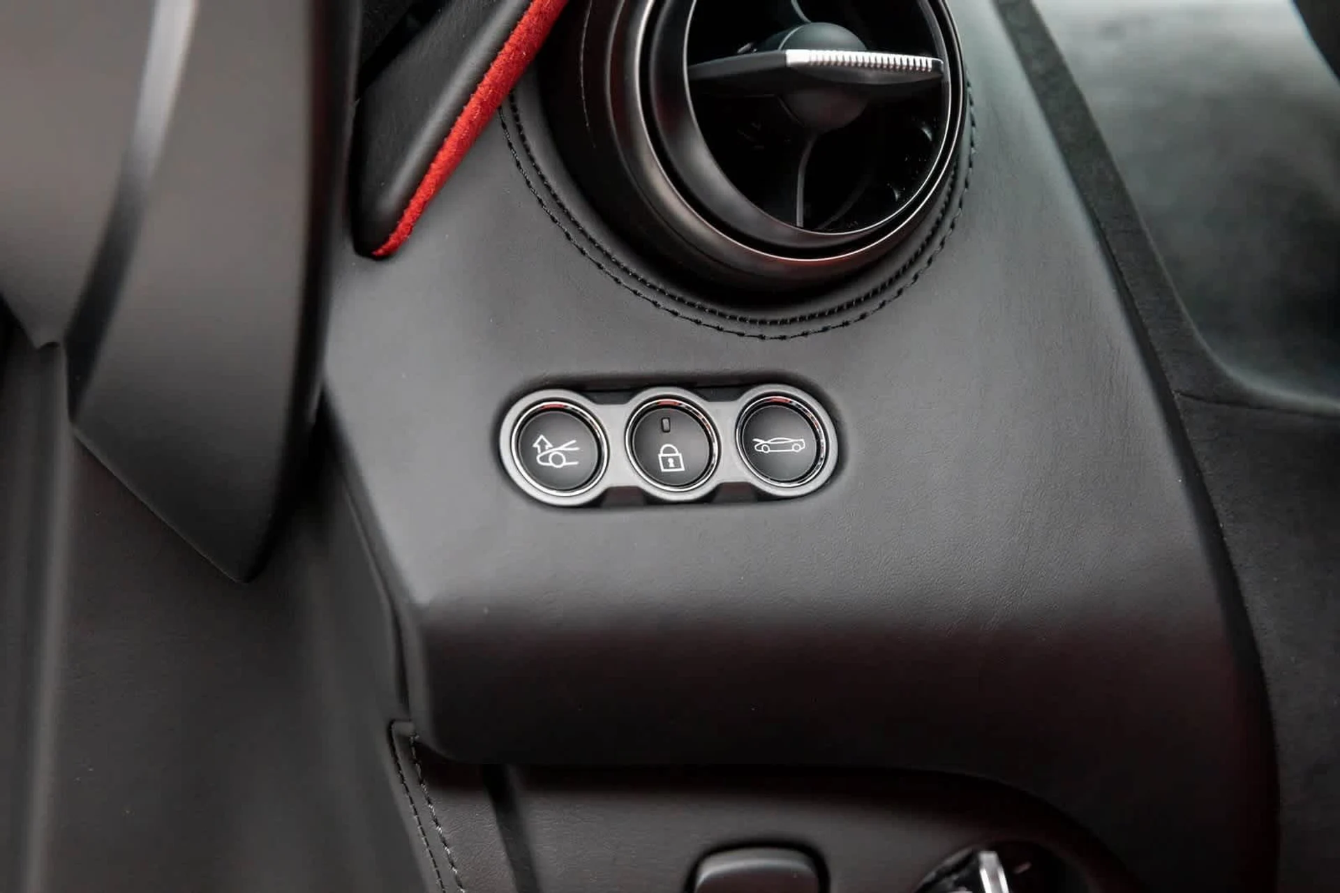 mph023_124132193_24_8a91bbe141