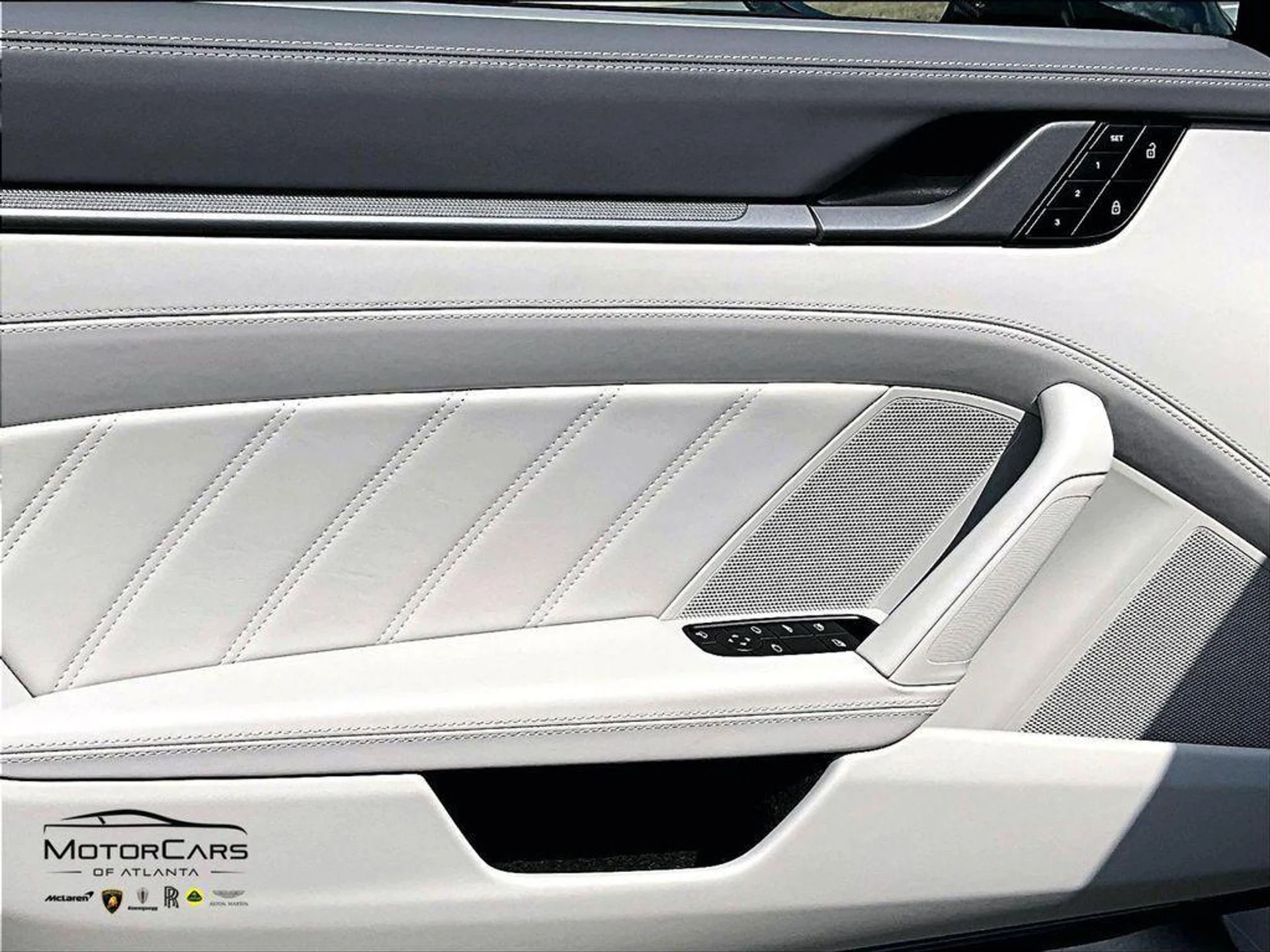 mph023_1246033070_h_Qh_Jm_IE_1_SQU_Es_ZX_4g_Jtgo_R_Uqb60_2b4fd00778