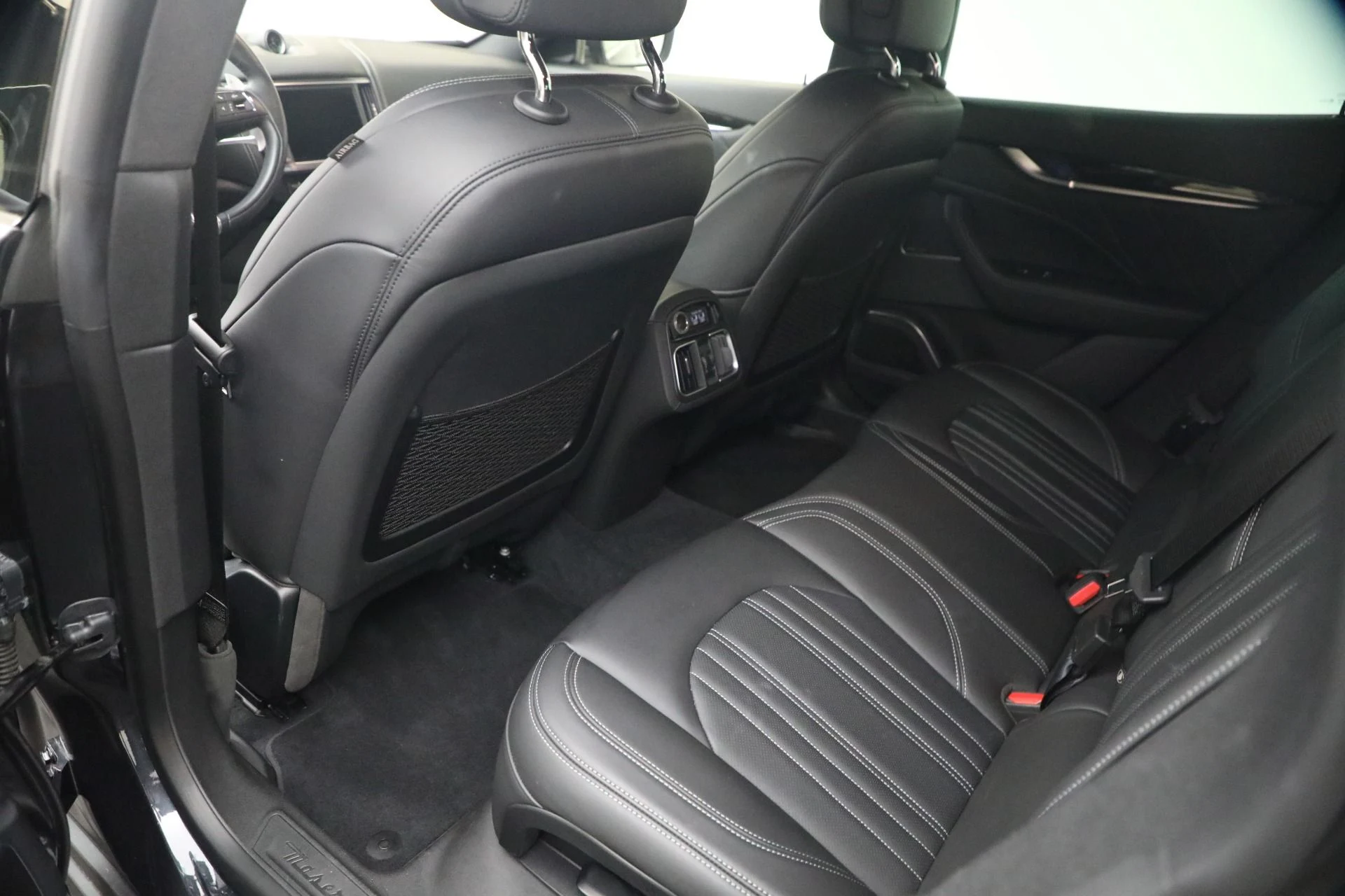 mph023_1267293092_Used_2023_Maserati_Levante_GT_1790173129_c4ffaecc43