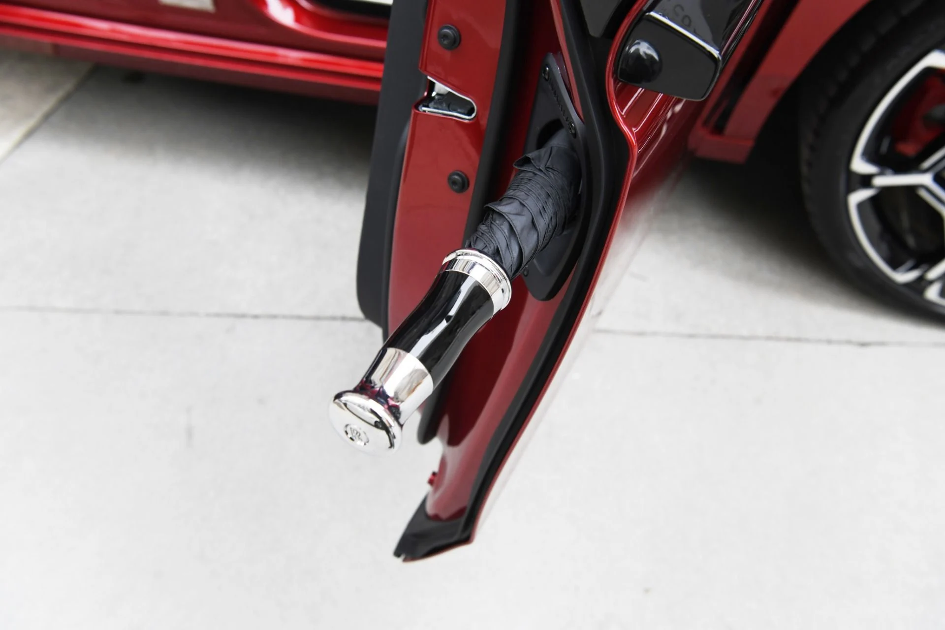 mph023_1273472375_11685_p25_l_fce6a98562