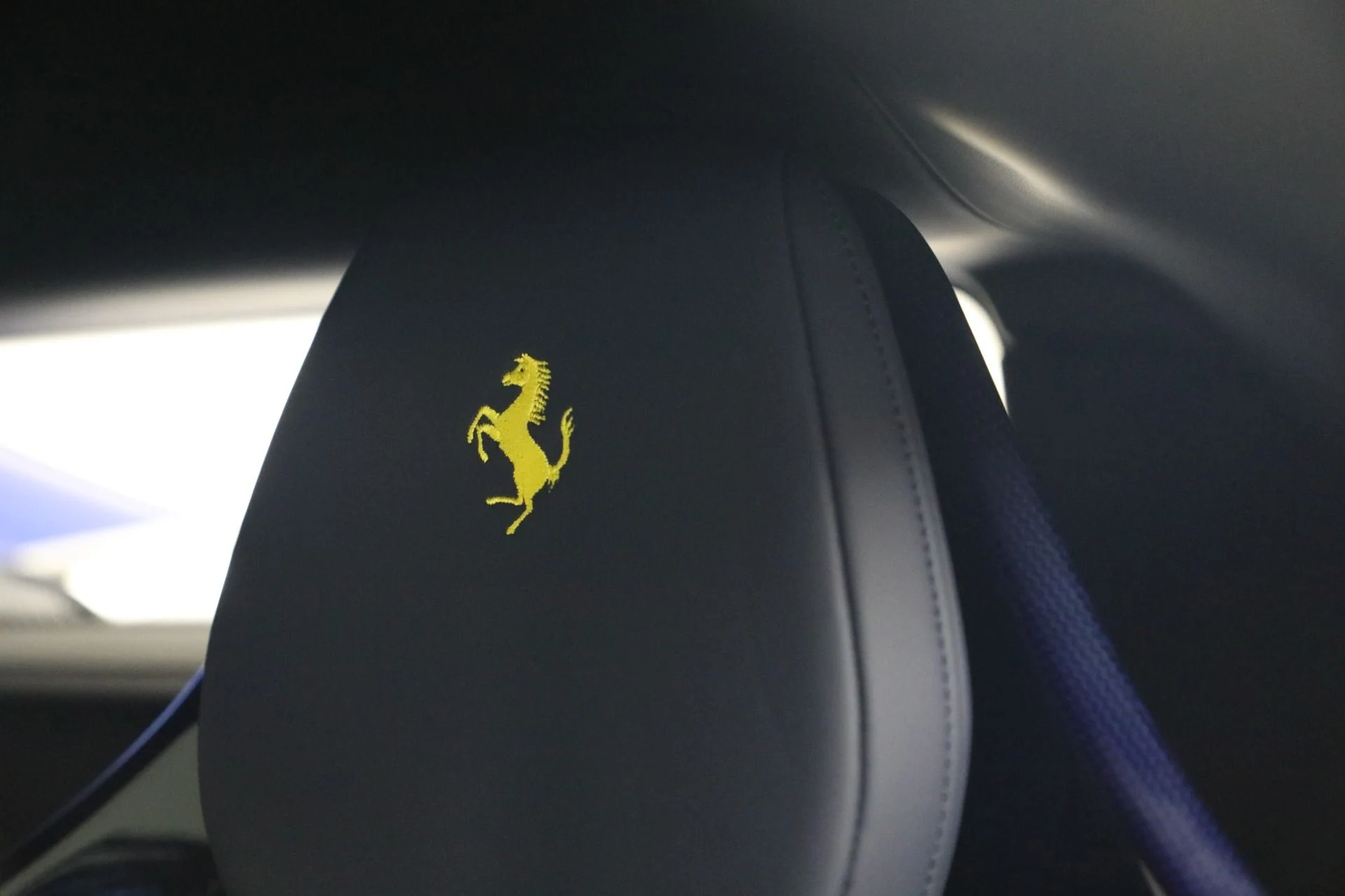 mph023_1279716476_Used_2025_Ferrari_296_GTB_1786132275_1e04b4b461