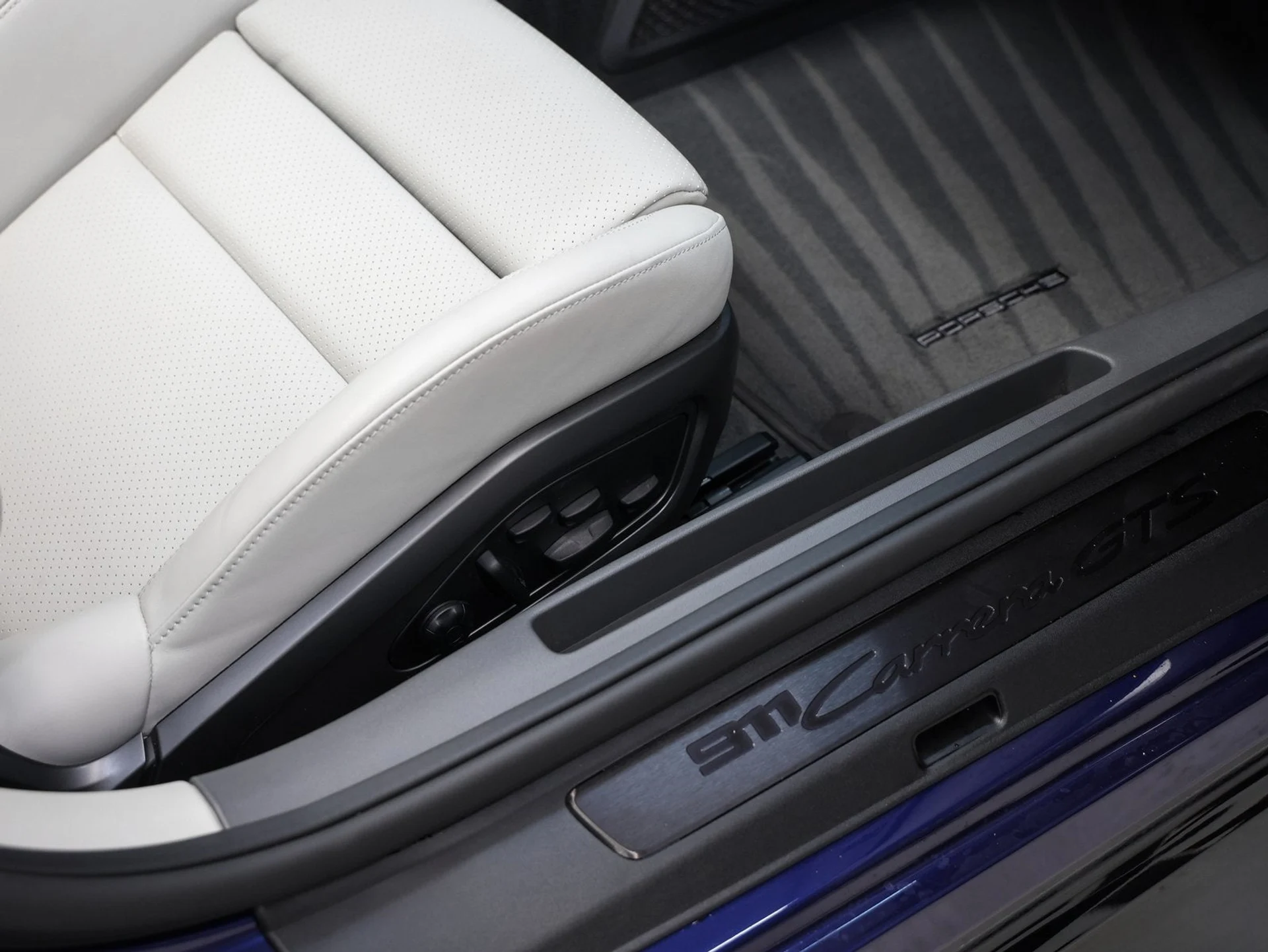 mph023_1286086147_24_c2442ddd16