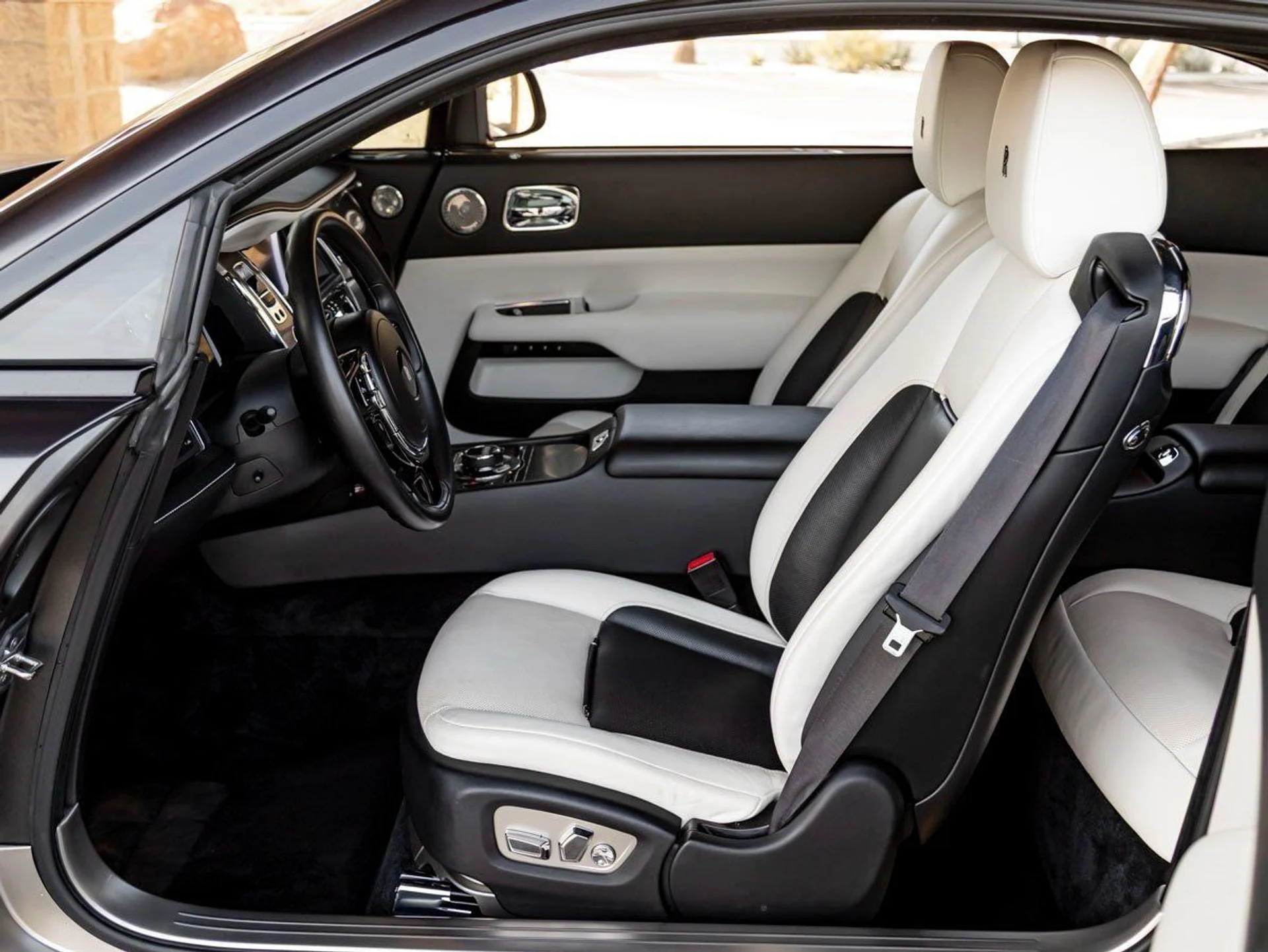 mph023_1286842280_24_15d52c2170