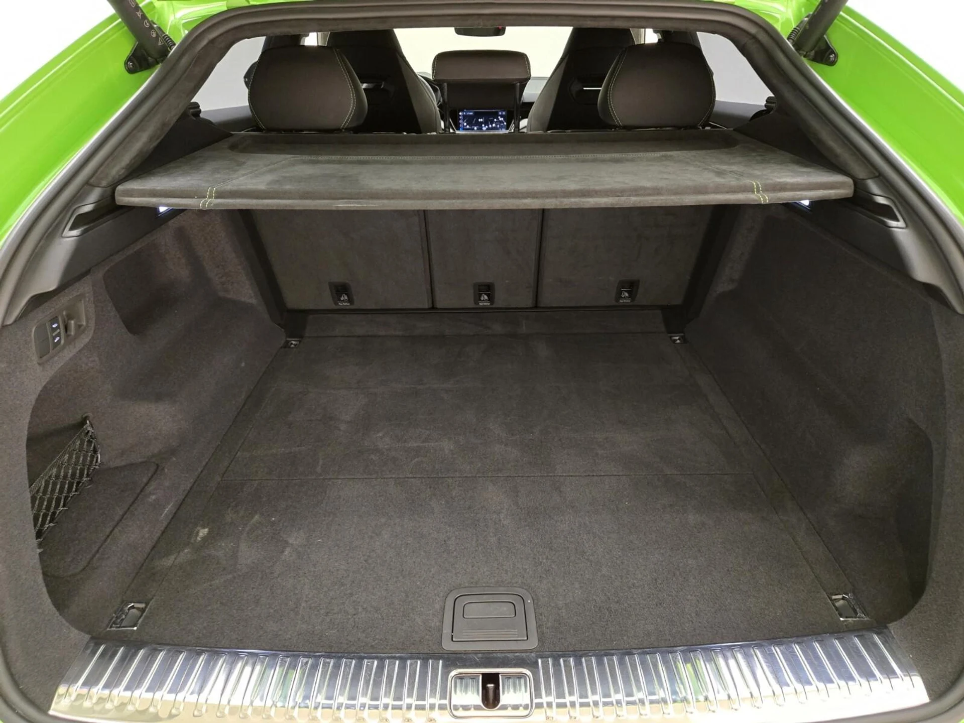 mph023_1288313948_Used_2023_Lamborghini_Urus_S_1770879335_821ae2b86e