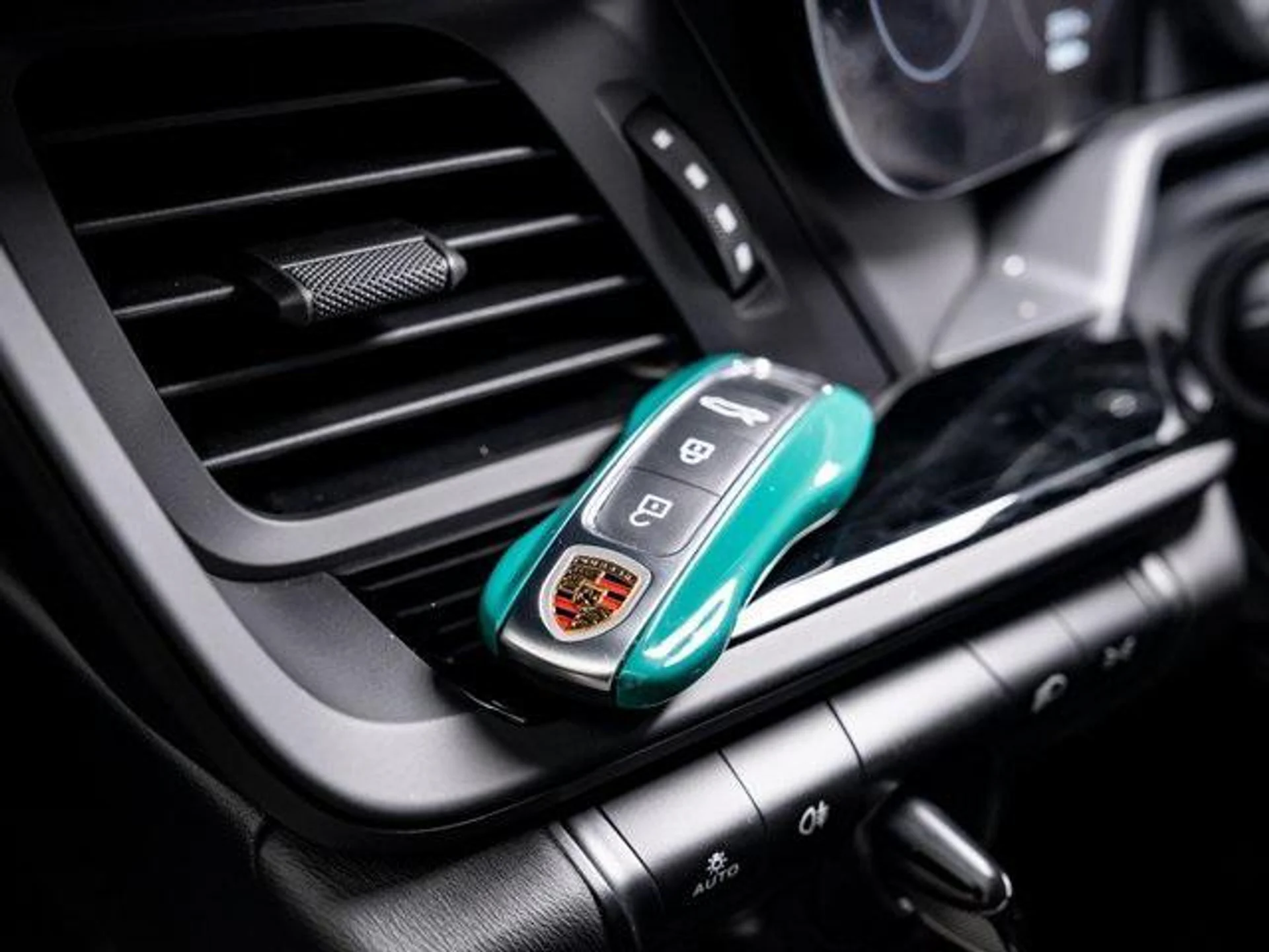 mph023_1290527419_e_Xys2_UH_Xzc_LHX_lq_Fm_Bm_A4l_K_Mg_aa31ae04b1