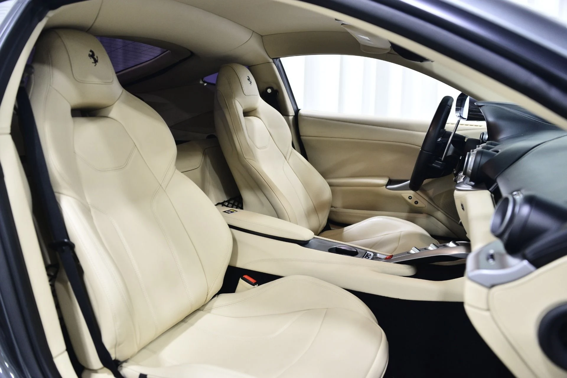 mph023_1296295749_Used_2015_Ferrari_F12berlinetta_1756410303_445b0dfeb4