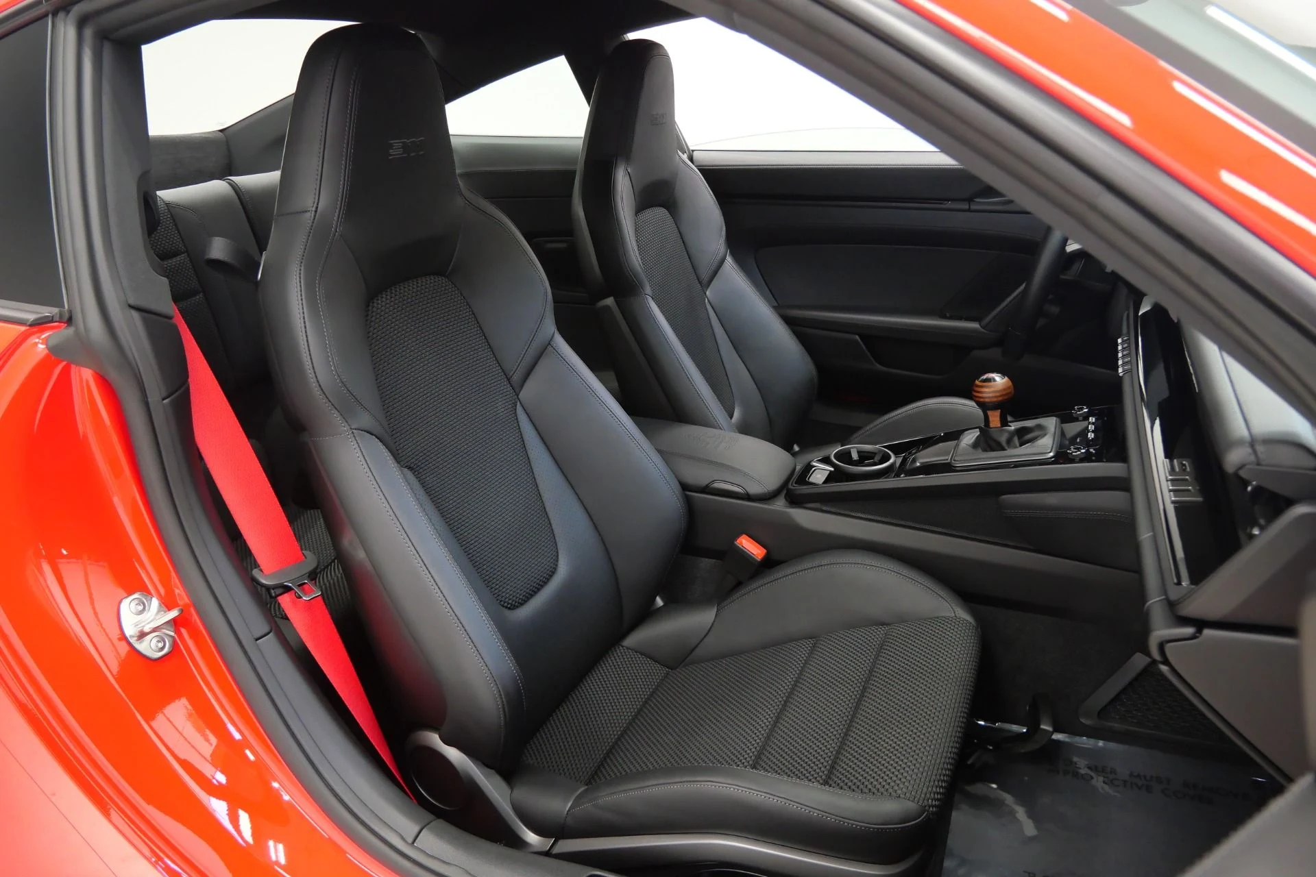 mph023_1297865202_Used_2024_Porsche_911_Carrera_T_7_Speed_Manual_Low_Miles_1781228189_1b7775a063