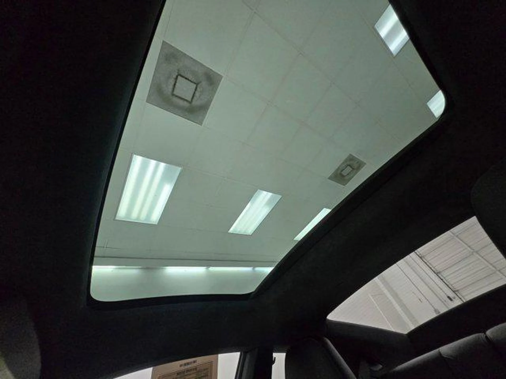 mph023_1308985792_Qjt_Ndn8vxent_Bw_Tv_X_Dcb_Ffkc_Gg_f001566a51